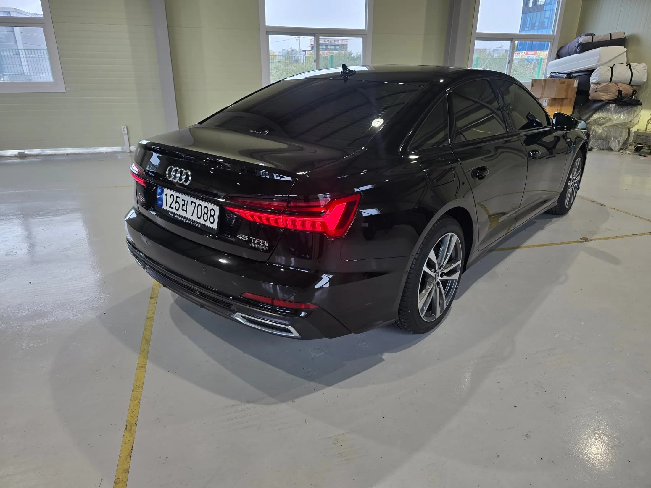 Audi A6 45 TFSI Quattro Premium, 2023 г. 9909 км. — фото 2