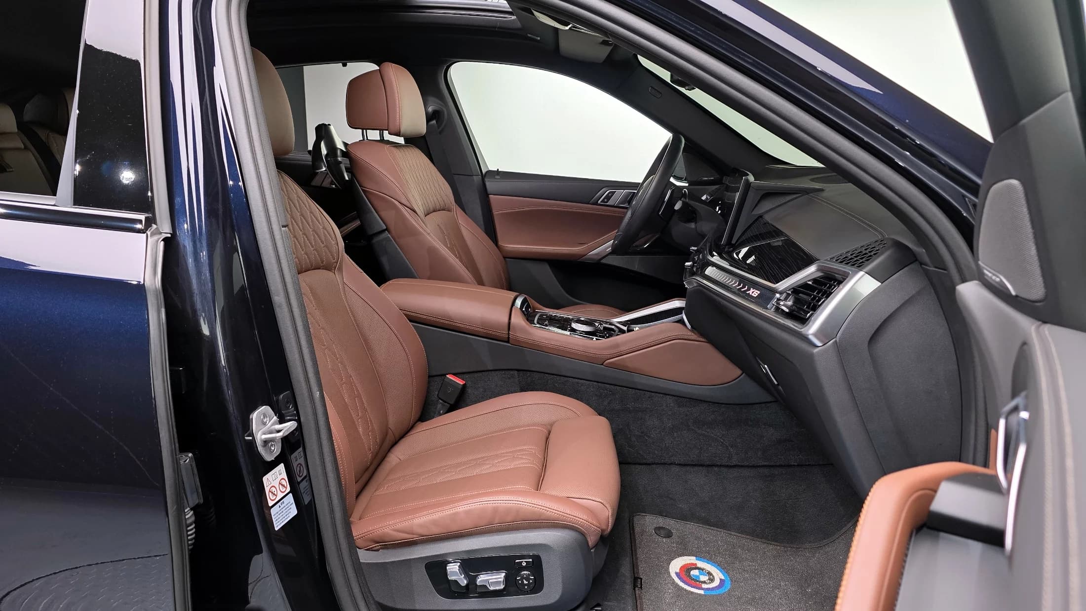 BMW X6 xDrive40i M Sport, 2023 г. 15758 км. — фото 10