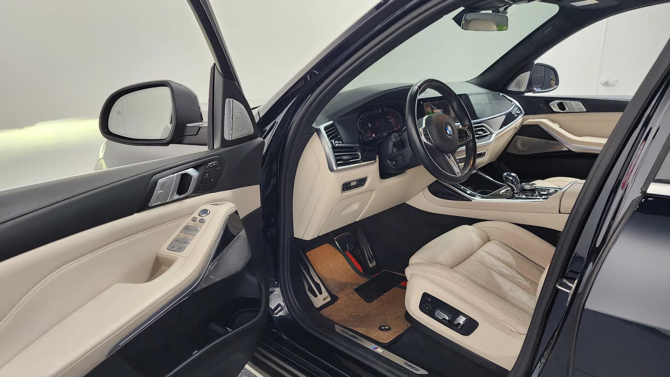 BMW X7 xDrive 40i M Sport 6STR, 2022 г. 72414 км. — фото 10