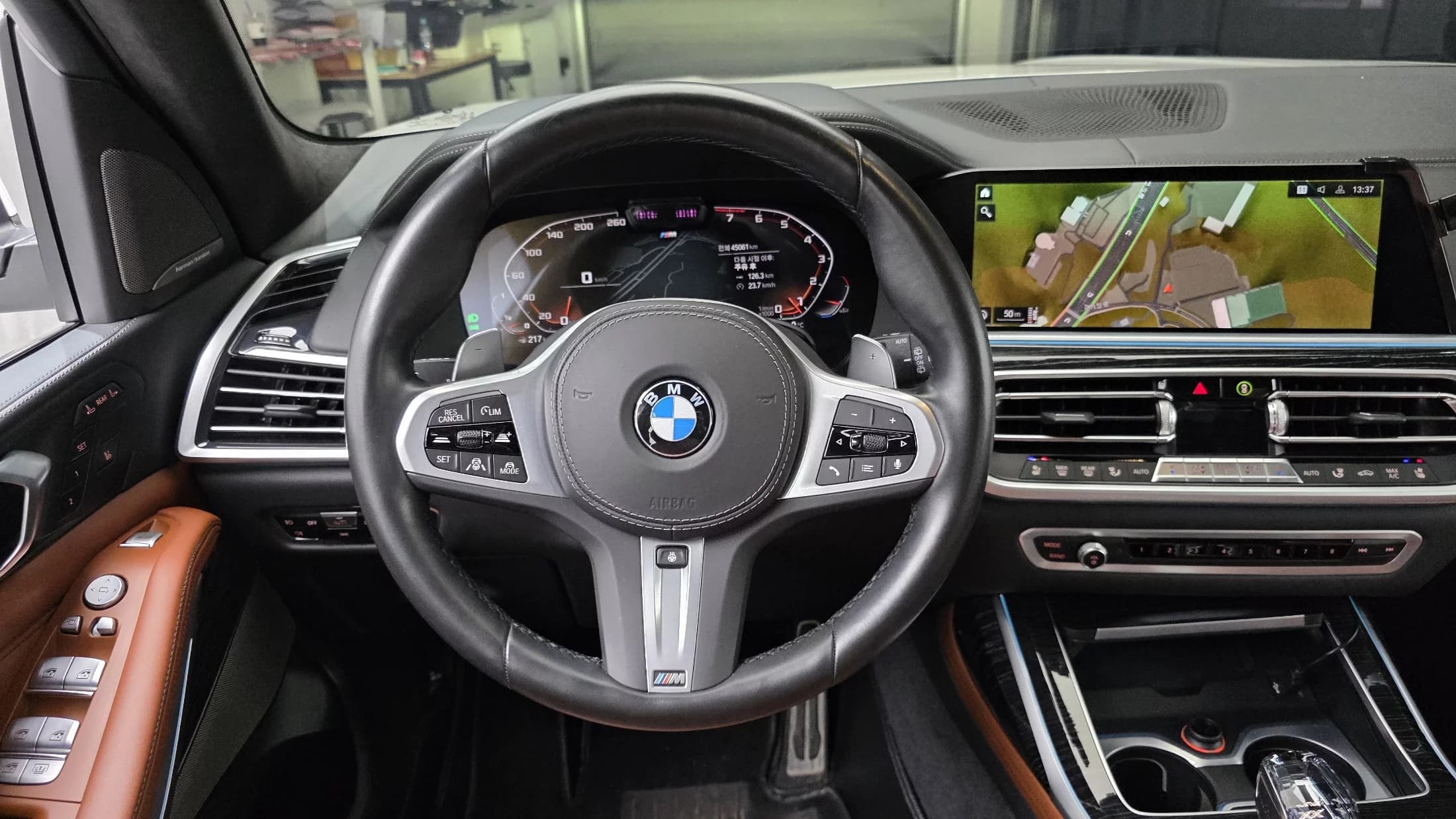 BMW X7 xDrive 40i M Sport 6STR, 2022 г. 45115 км. — фото 13