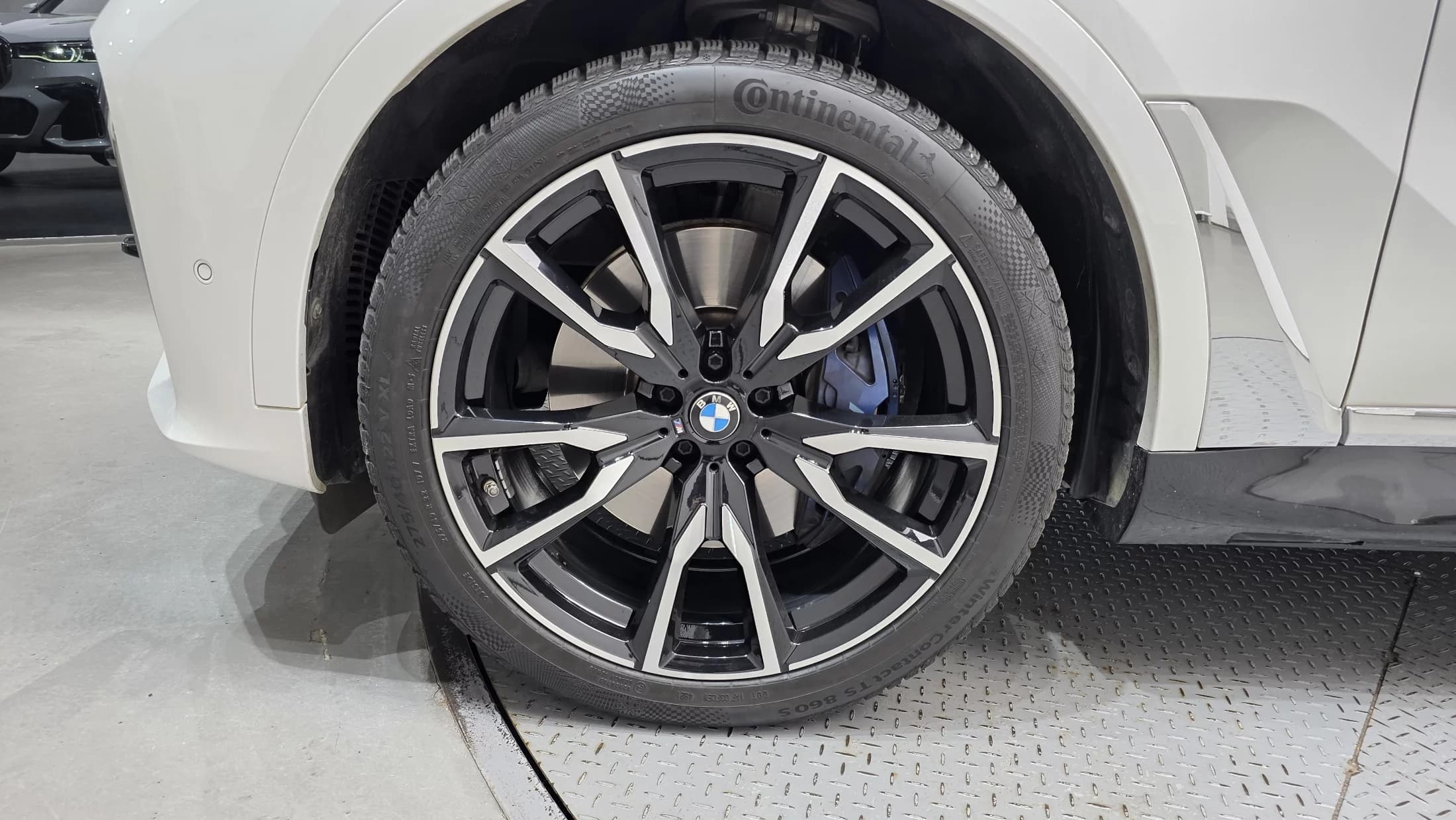 BMW X7 xDrive 40i M Sport 6STR, 2022 г. 45115 км. — фото 5