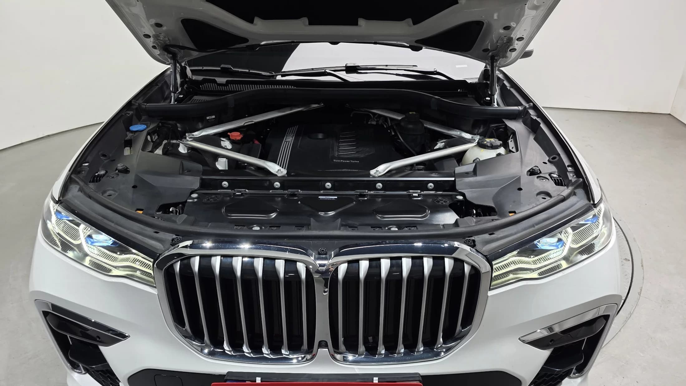 BMW X7 xDrive 40i M Sport 6STR, 2022 г. 45115 км. — фото 6