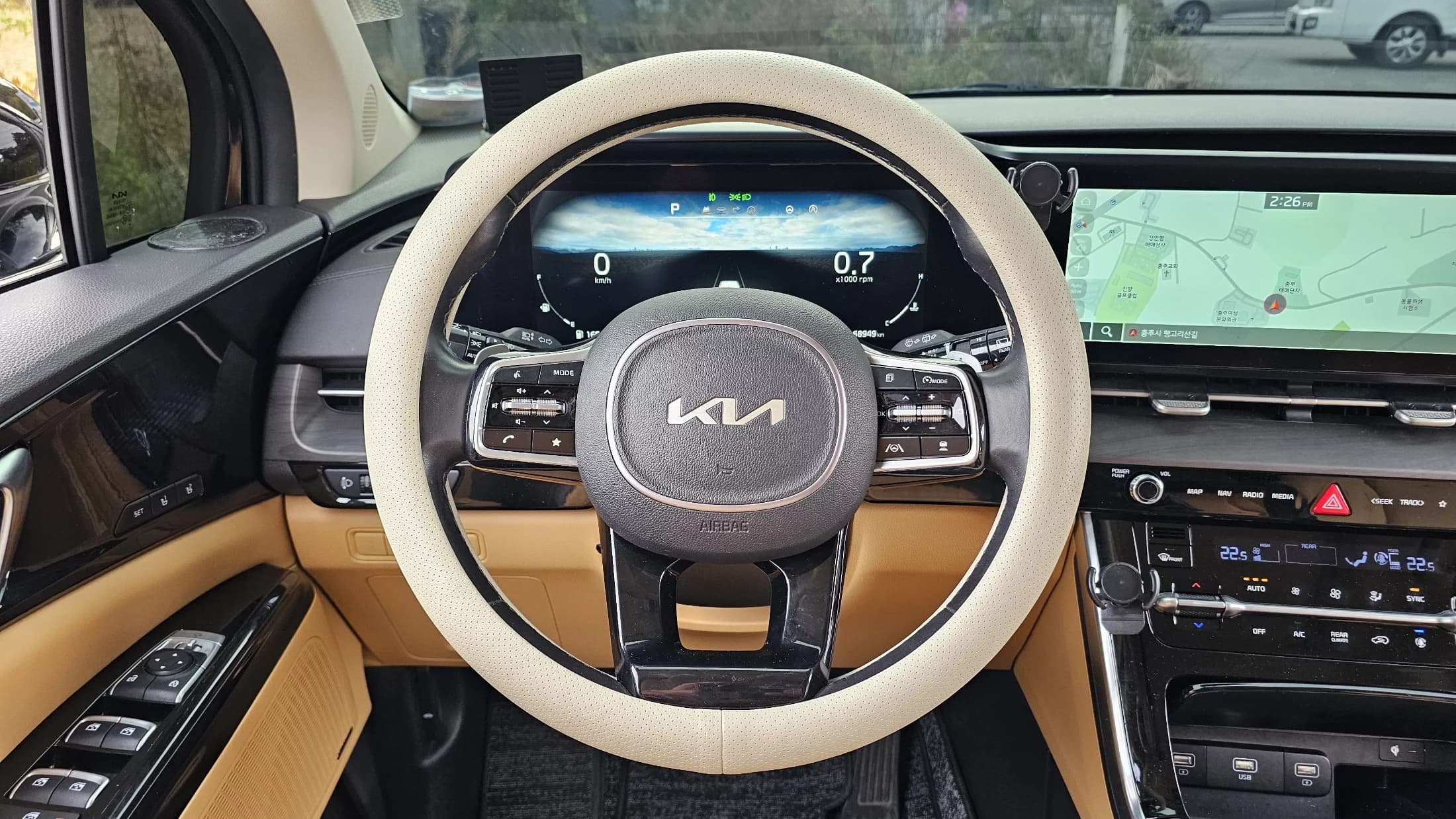 Kia Carnival 7-Seater Signature, 2021 г. 68989 км. — фото 16