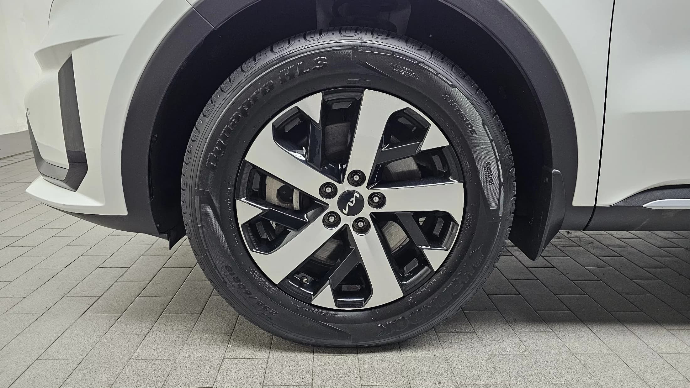 Kia Sorento Gasoline 2.5T 2WD Trendy, 2022 г. 79907 км. — фото 5