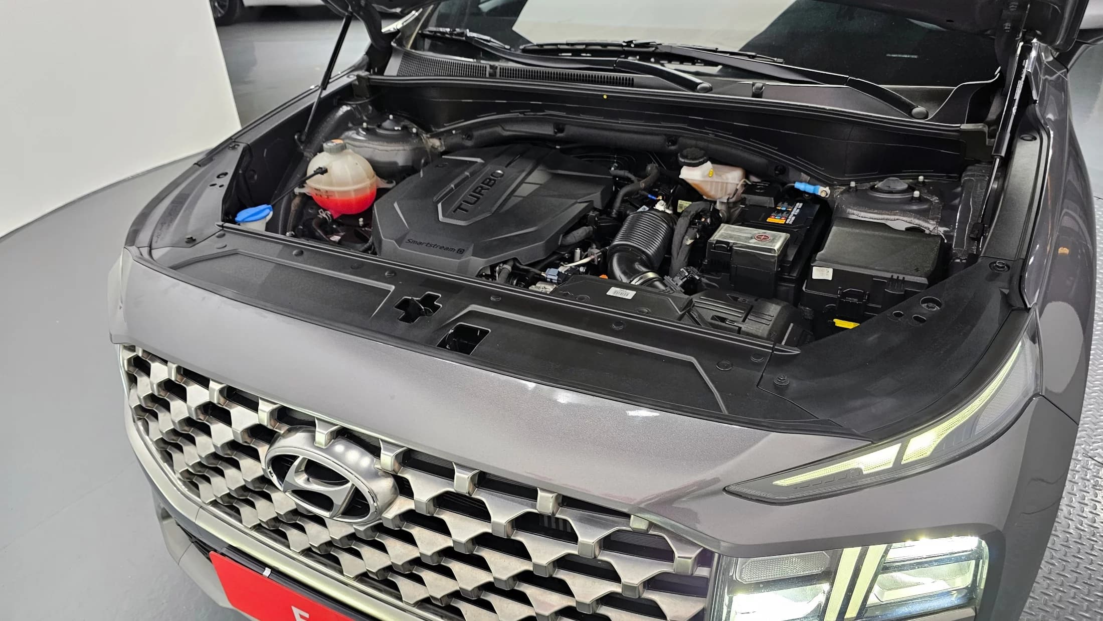 Hyundai Santa Fe Diesel 2.2 4WD Premium Choice, 2021 г. 80355 км. — фото 6