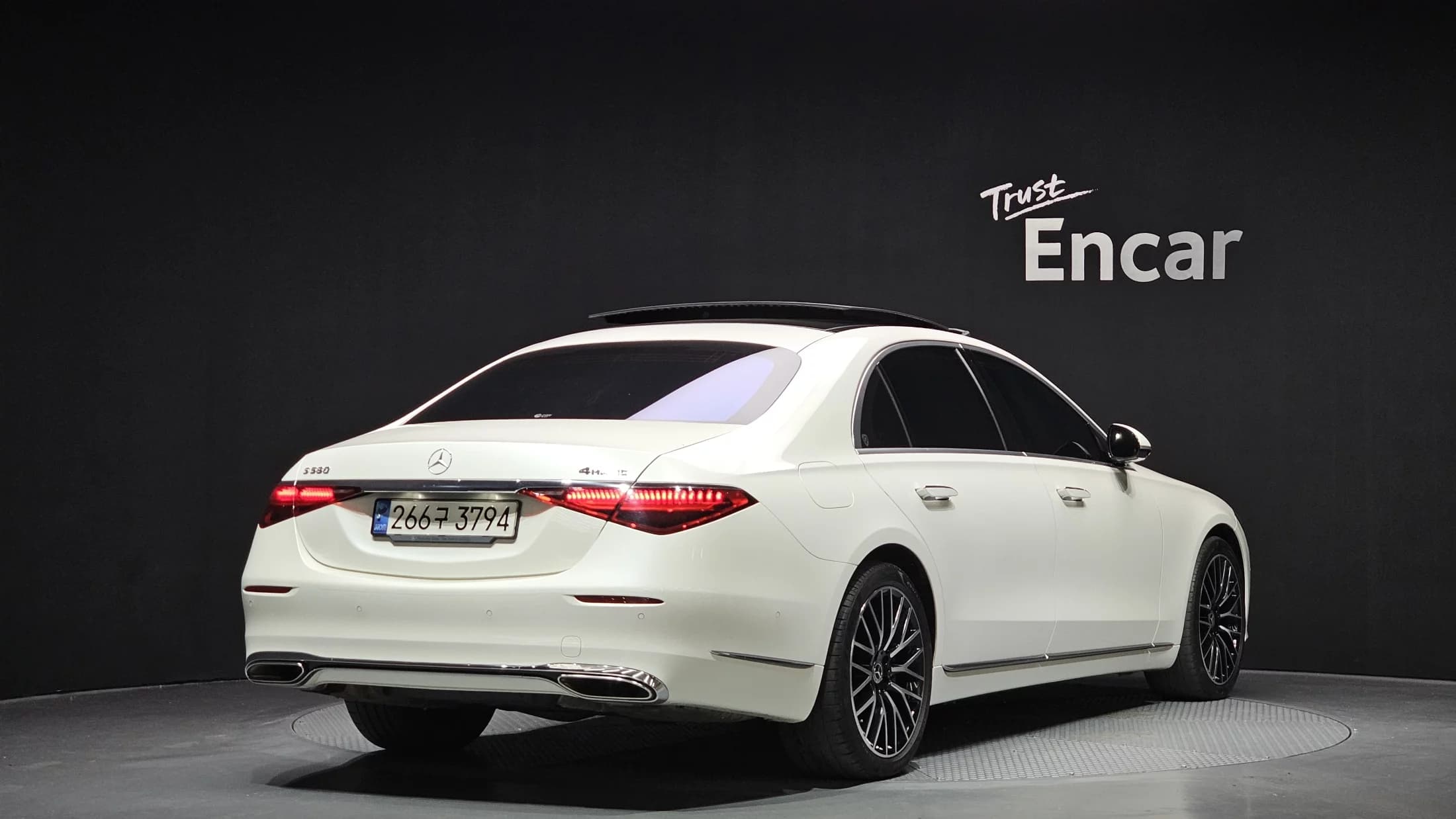 Mercedes-Benz S-Class S580L 4MATIC, 2022 г. 71749 км. — фото 2