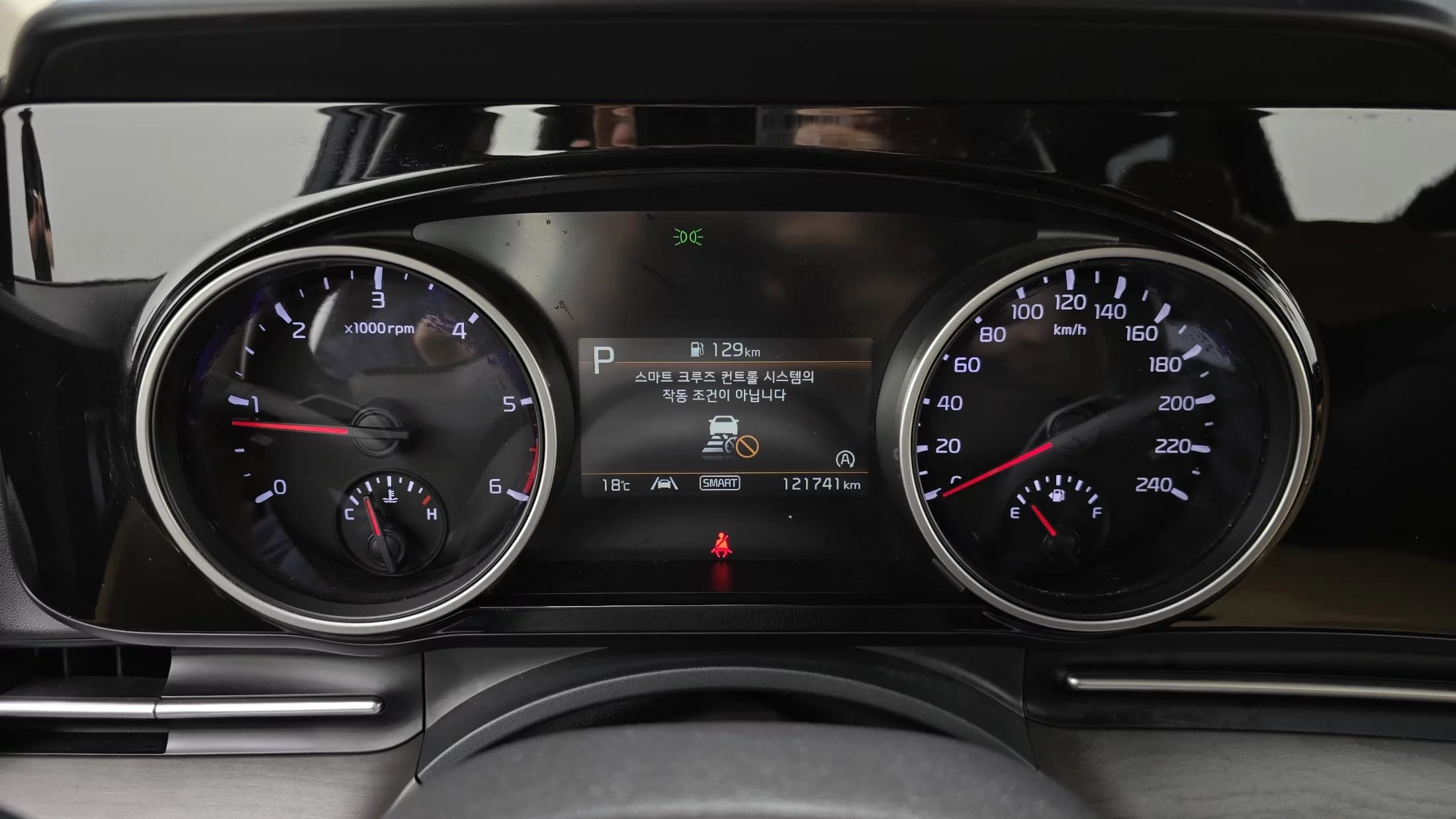 Kia Carnival 9-Seater Prestige, 2021 г. 121782 км. — фото 8