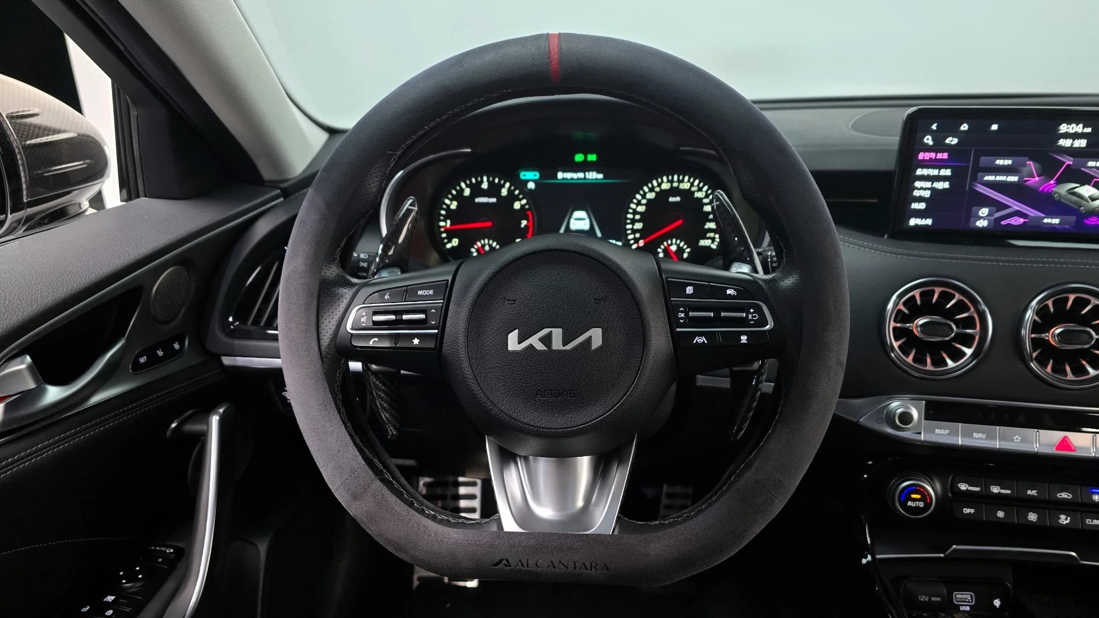 Kia Stinger 2.5 AWD Masters, 2021 г. 49871 км. — фото 11