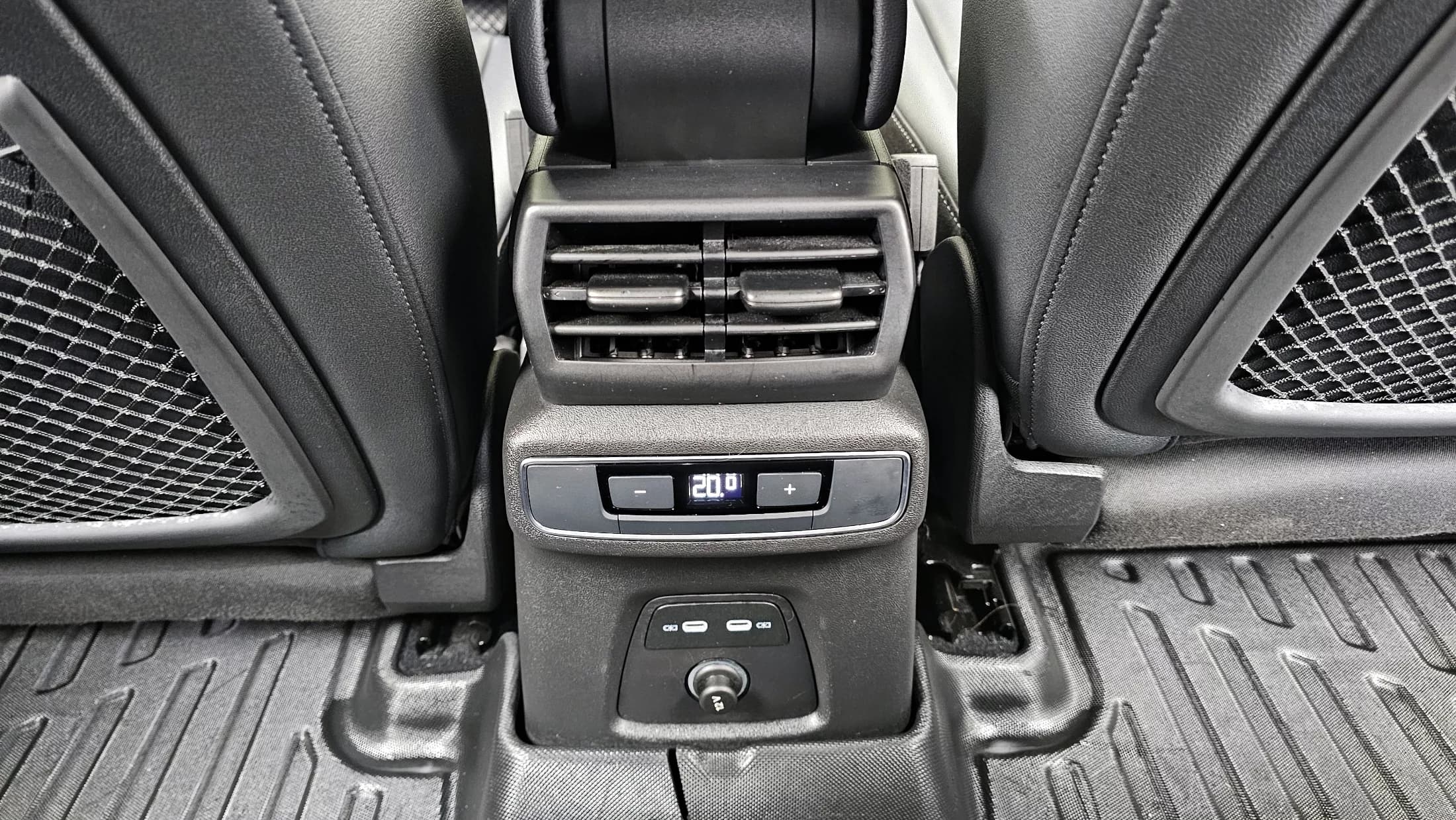 Audi Q4 e-tron 40 Premium, электромобиль, 2023 г. 33343 км. — фото 18