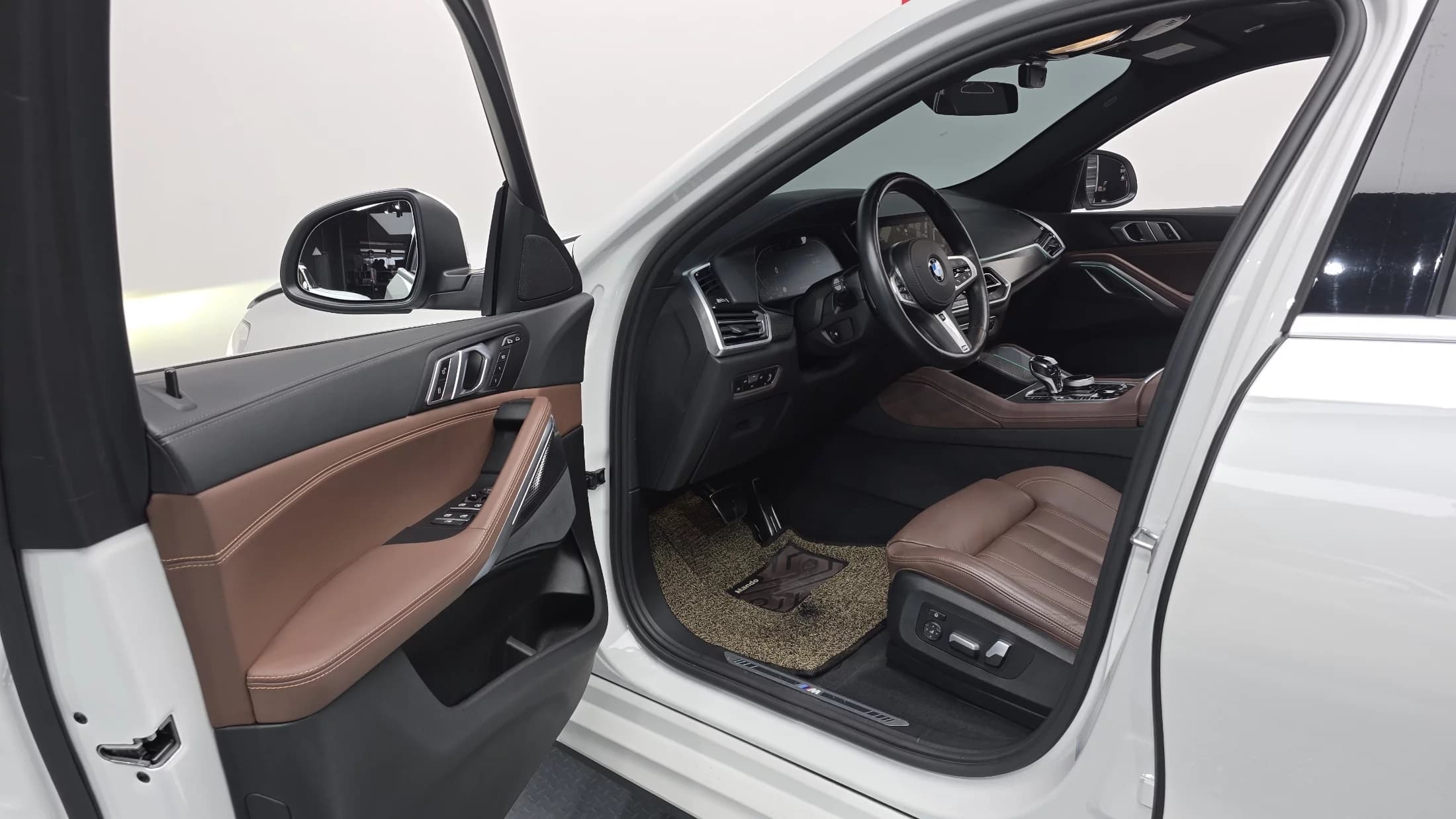 BMW X6 xDrive40i M Sport, 2022 г. 52019 км. — фото 11