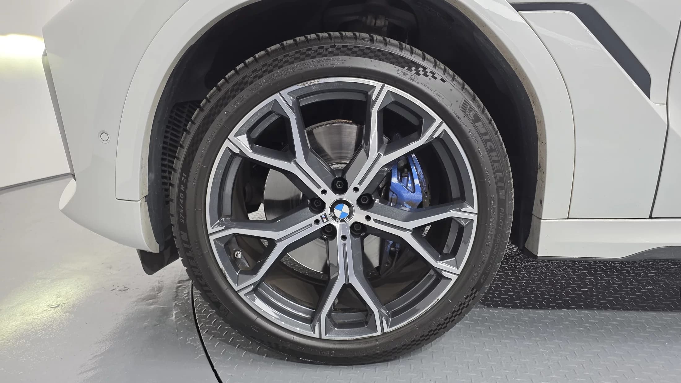 BMW X6 xDrive40i M Sport, 2022 г. 52019 км. — фото 5