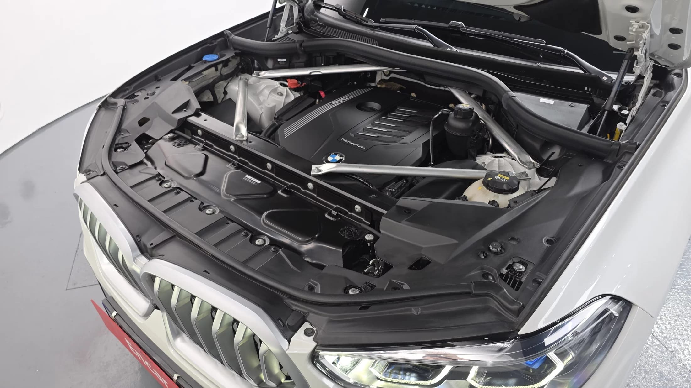 BMW X6 xDrive40i M Sport, 2022 г. 52019 км. — фото 6