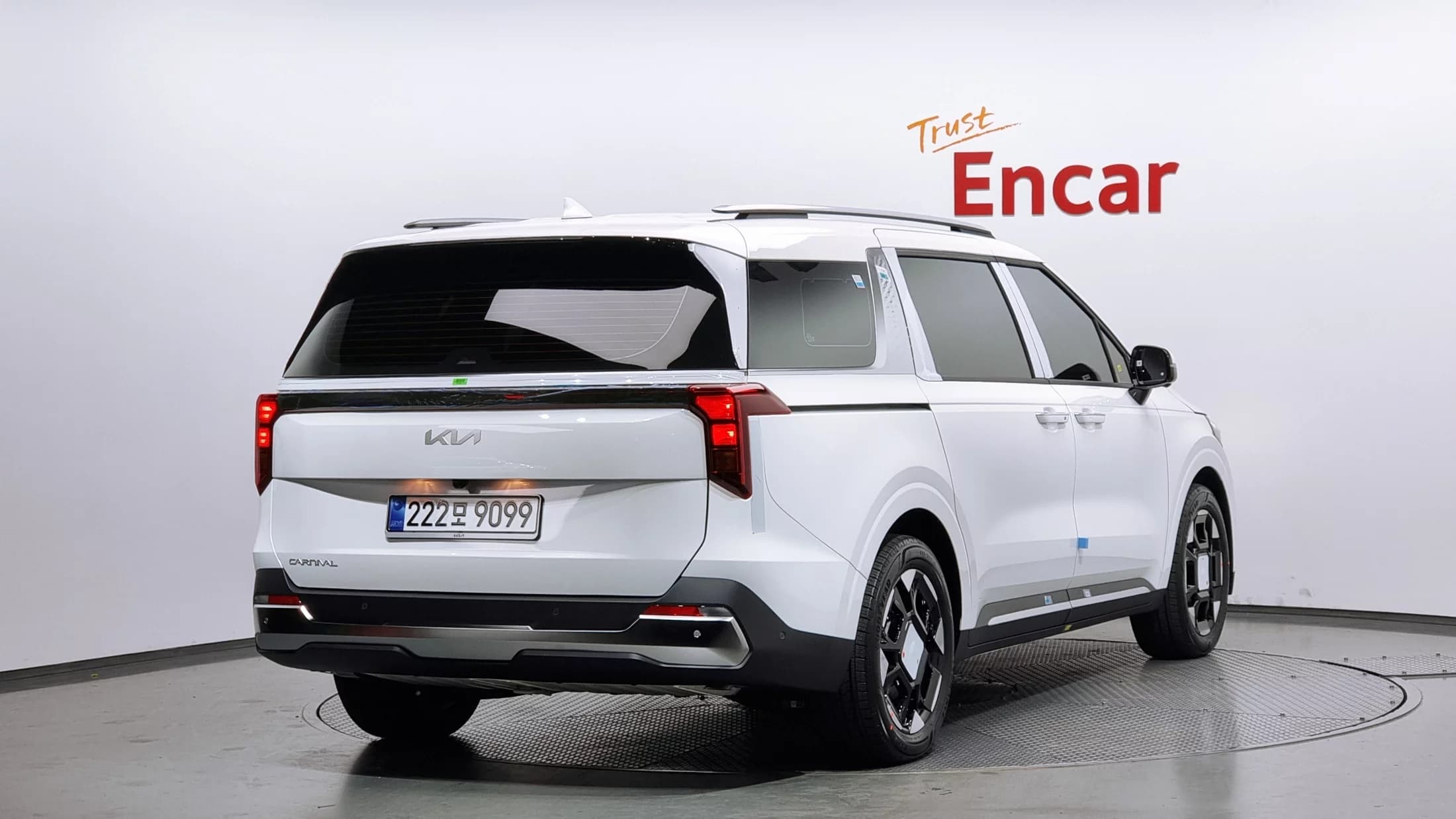 Kia Carnival Gasoline 7-Seater Noblesse, 2025 г. — фото 2