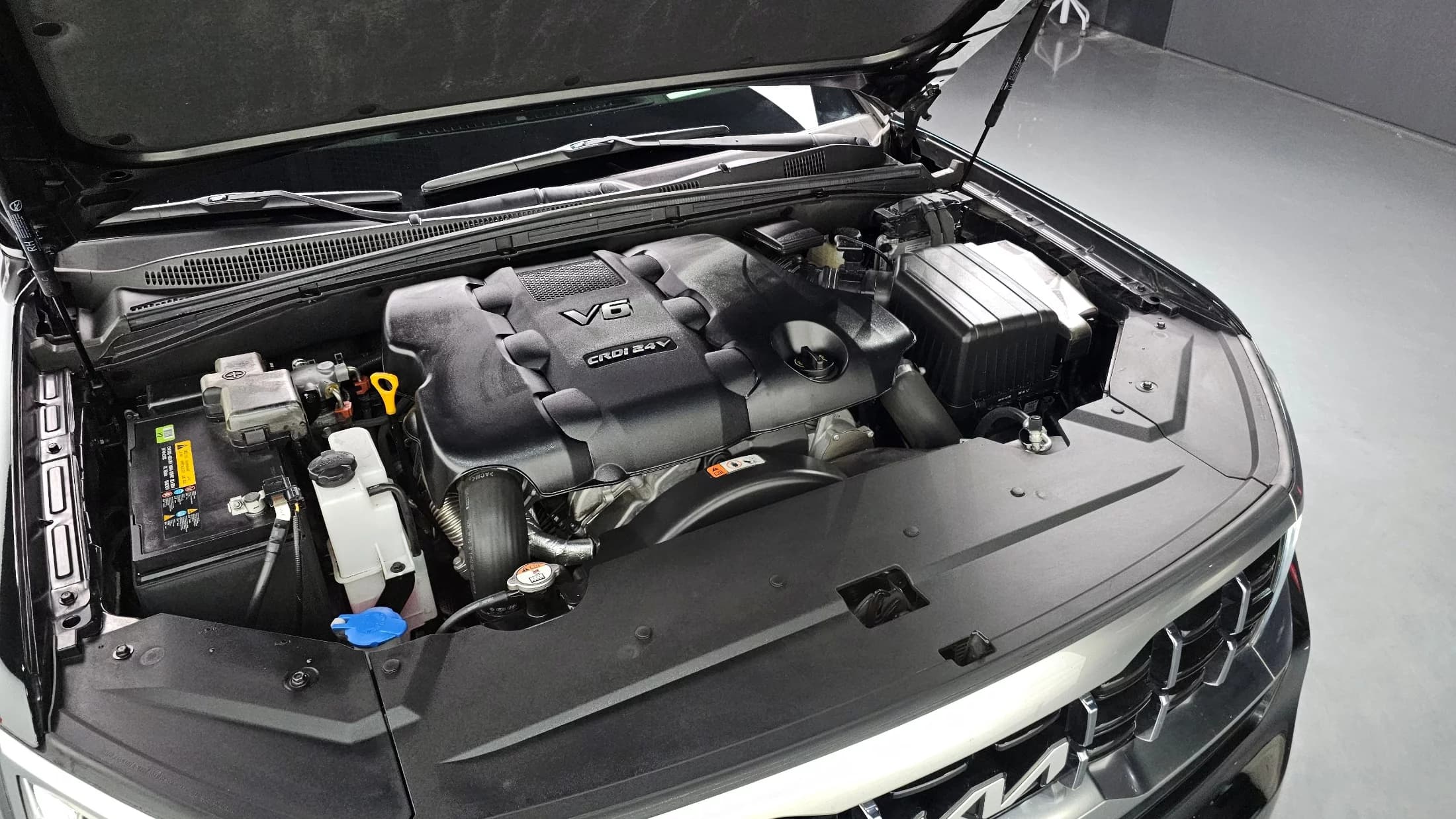 Kia Mohave Diesel 3.0 4WD 6-Seater Masters, 2022 г. 63252 км. — фото 6