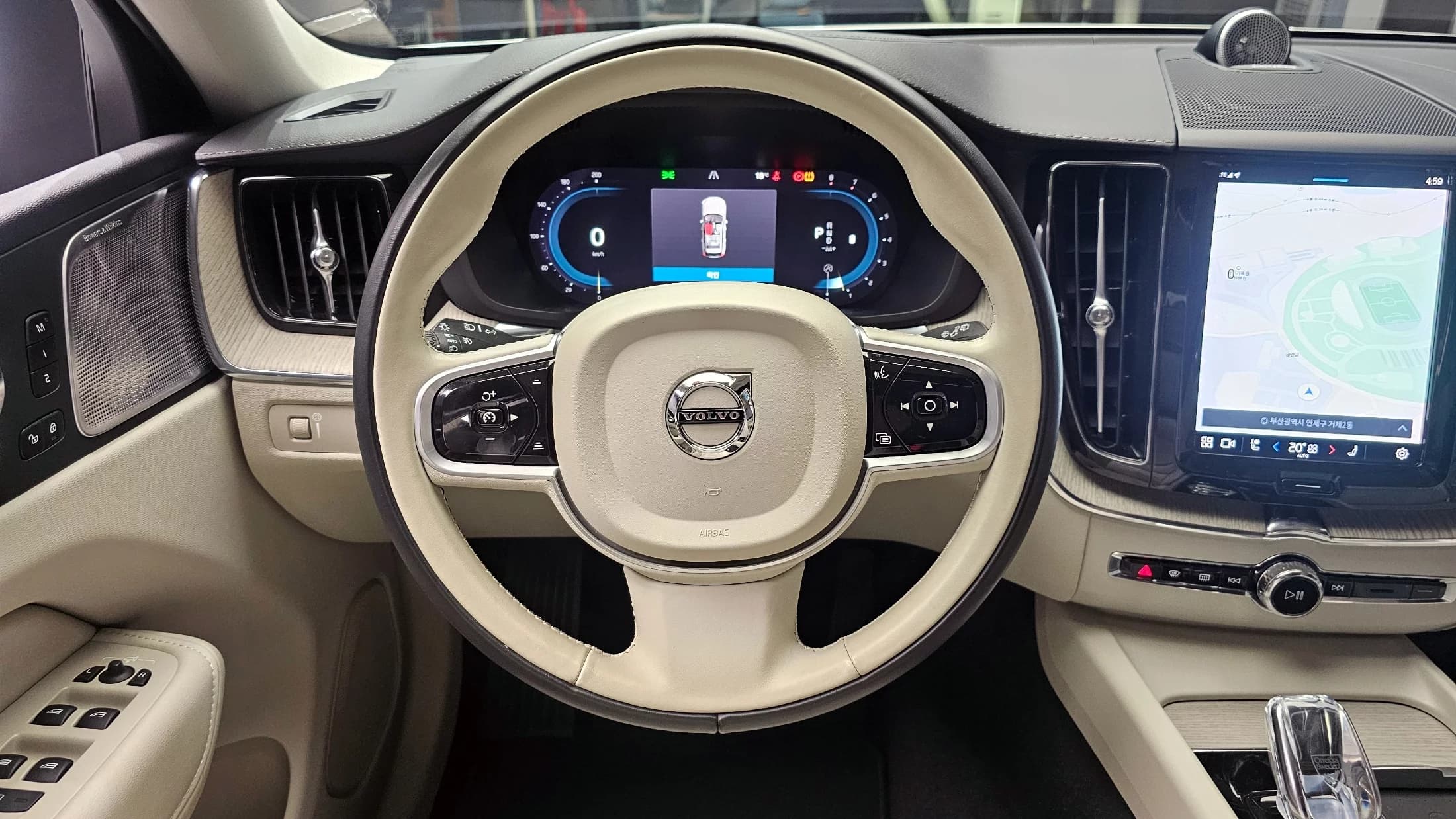 Volvo XC60 B5 Inscription, 2021 г. 21663 км. — фото 14