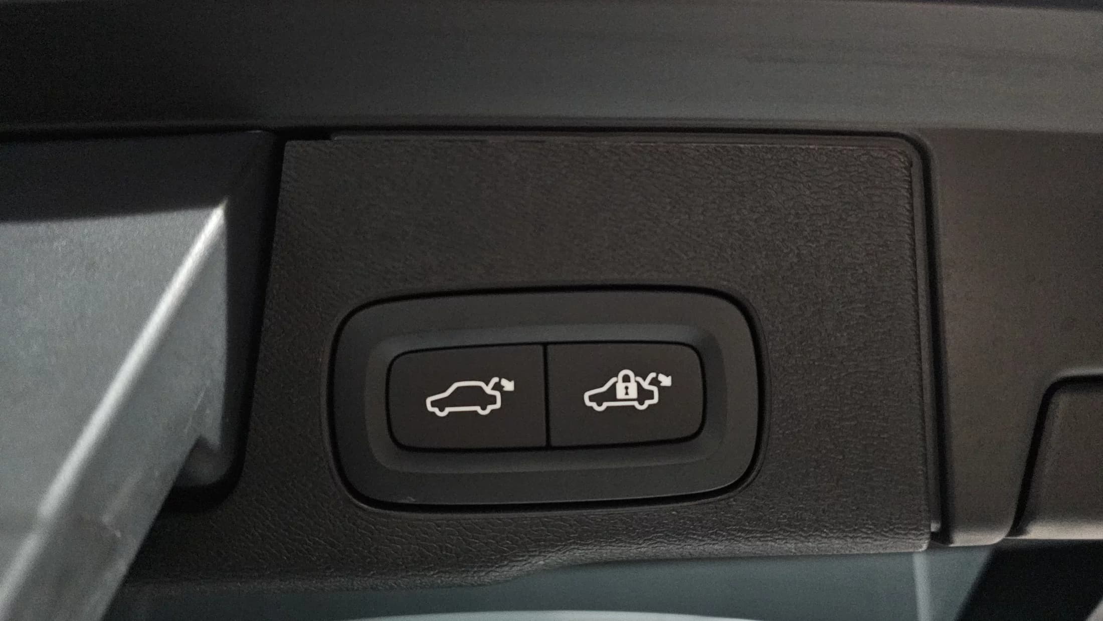 Volvo XC60 B5 Inscription, 2021 г. 21663 км. — фото 20