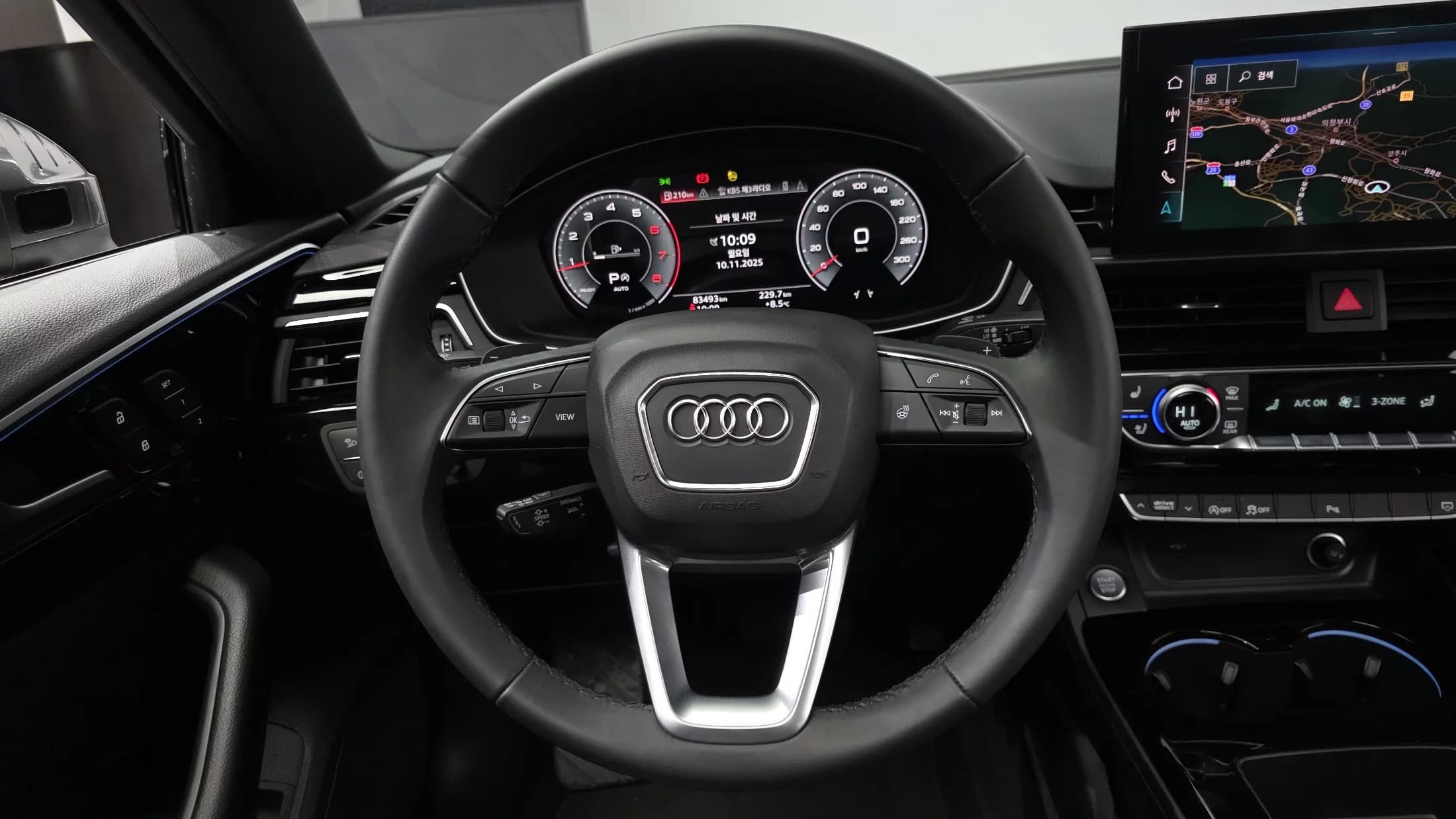 Audi A4 40 TFSI Premium, 2021 г. 83569 км. — фото 13