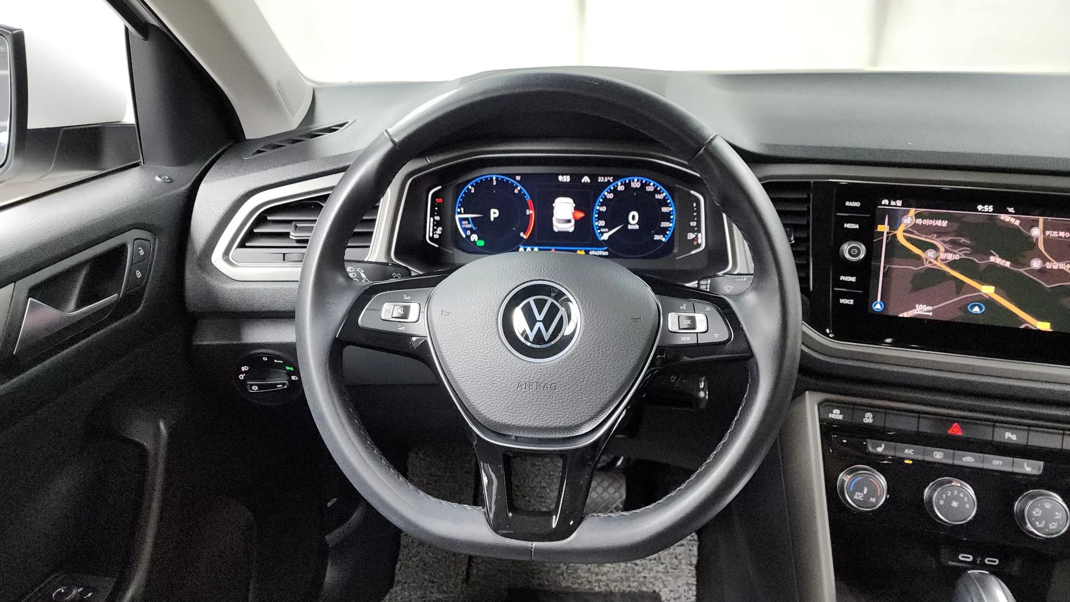 Volkswagen T-ROC 2.0 TDI Style, 2021 г. 49594 км. — фото 13
