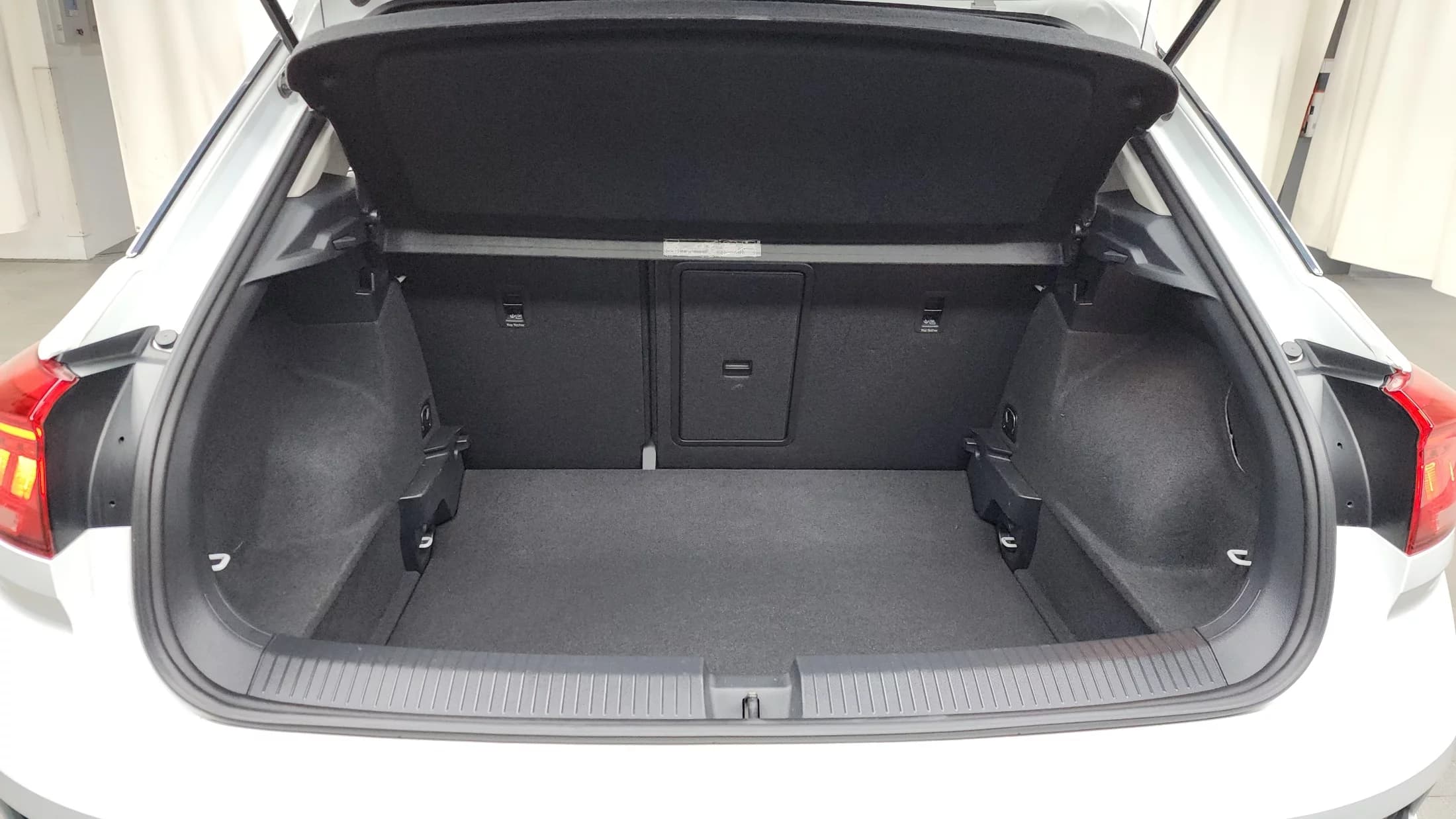 Volkswagen T-ROC 2.0 TDI Style, 2021 г. 49594 км. — фото 20