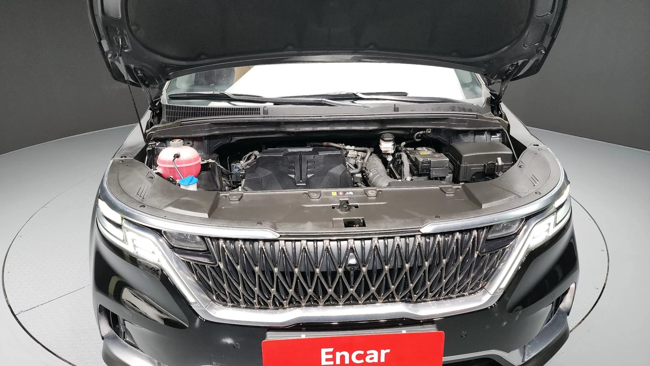 Kia Carnival Gasoline 9-Seater Signature, 2021 г. 40472 км. — фото 6
