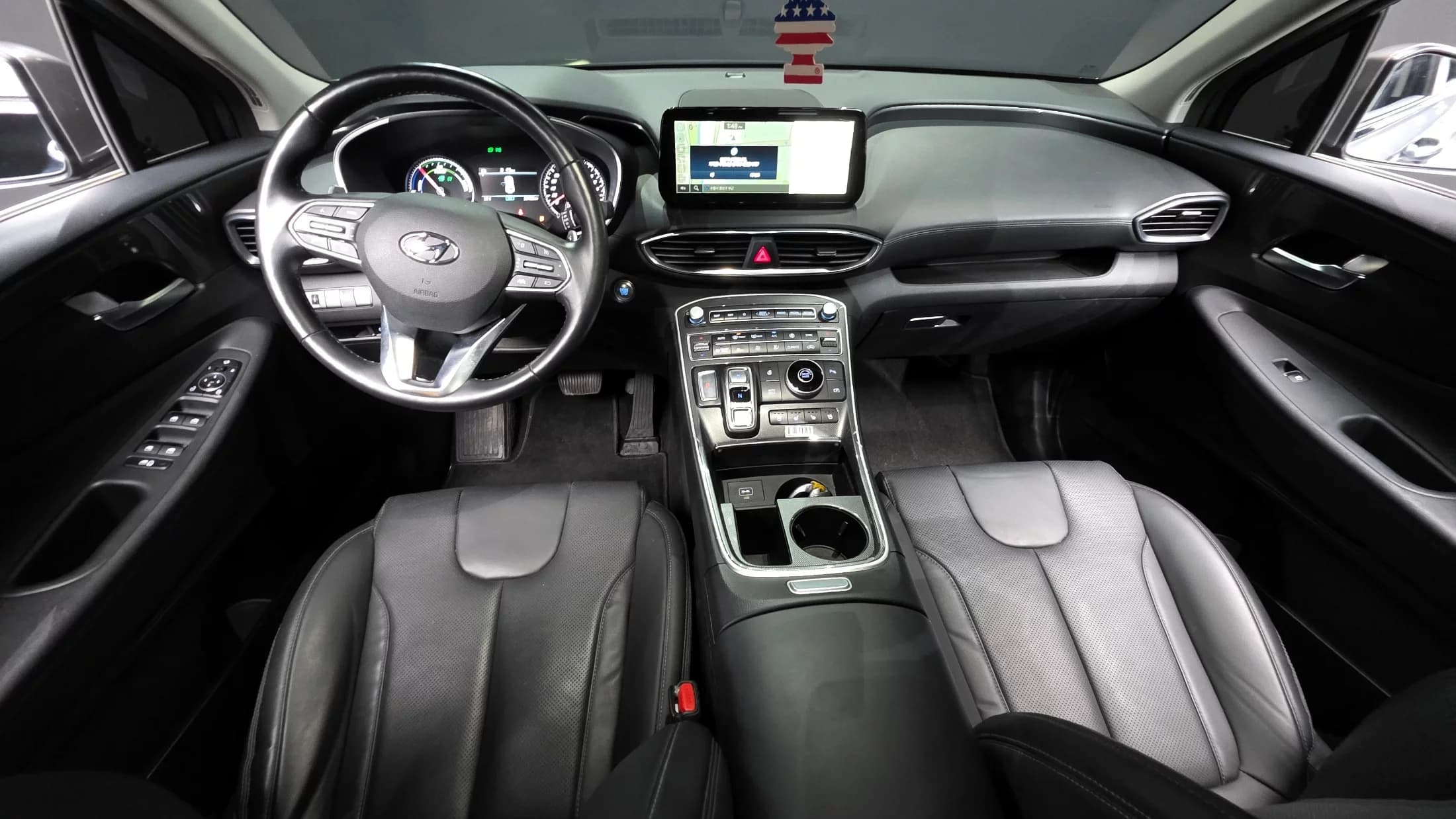 Hyundai Santa Fe HEV 1.6 2WD Exclusive, гибрид, 2023 г. 28503 км. — фото 7