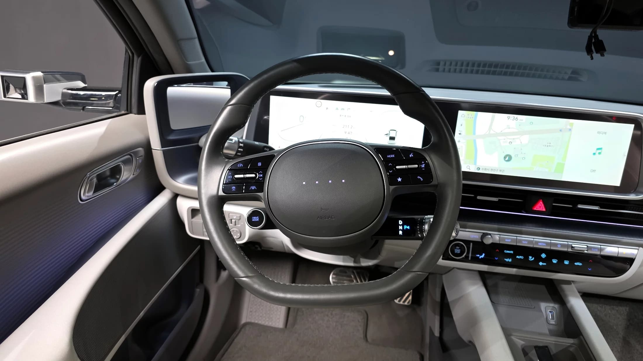 Hyundai Ioniq 6 Long Range Prestige, электромобиль, 2023 г. 21949 км. — фото 13