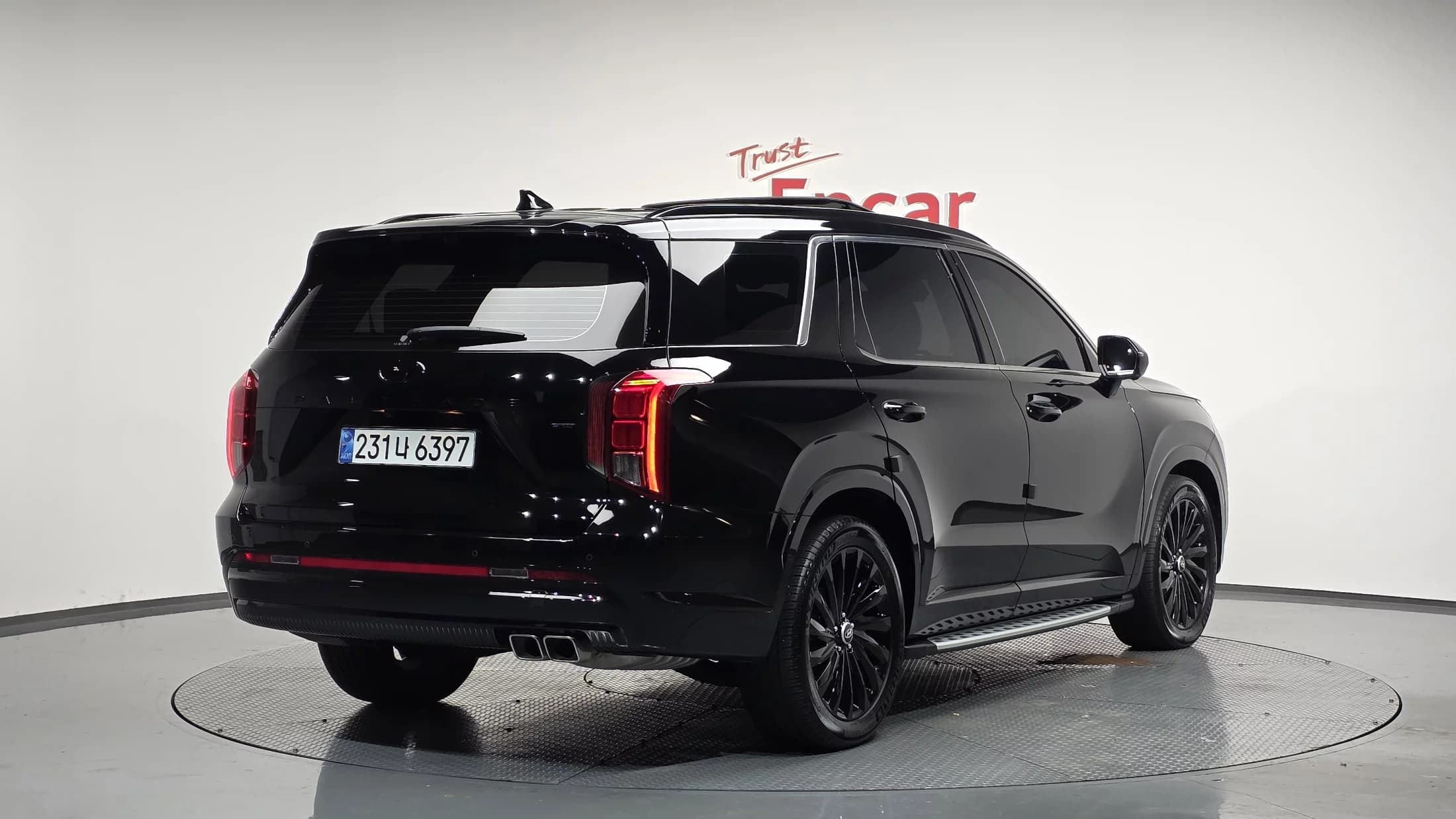 Hyundai Palisade Diesel 2.2 4WD Calligraphy Black Edition, 2023 г. 45045 км. — фото 2