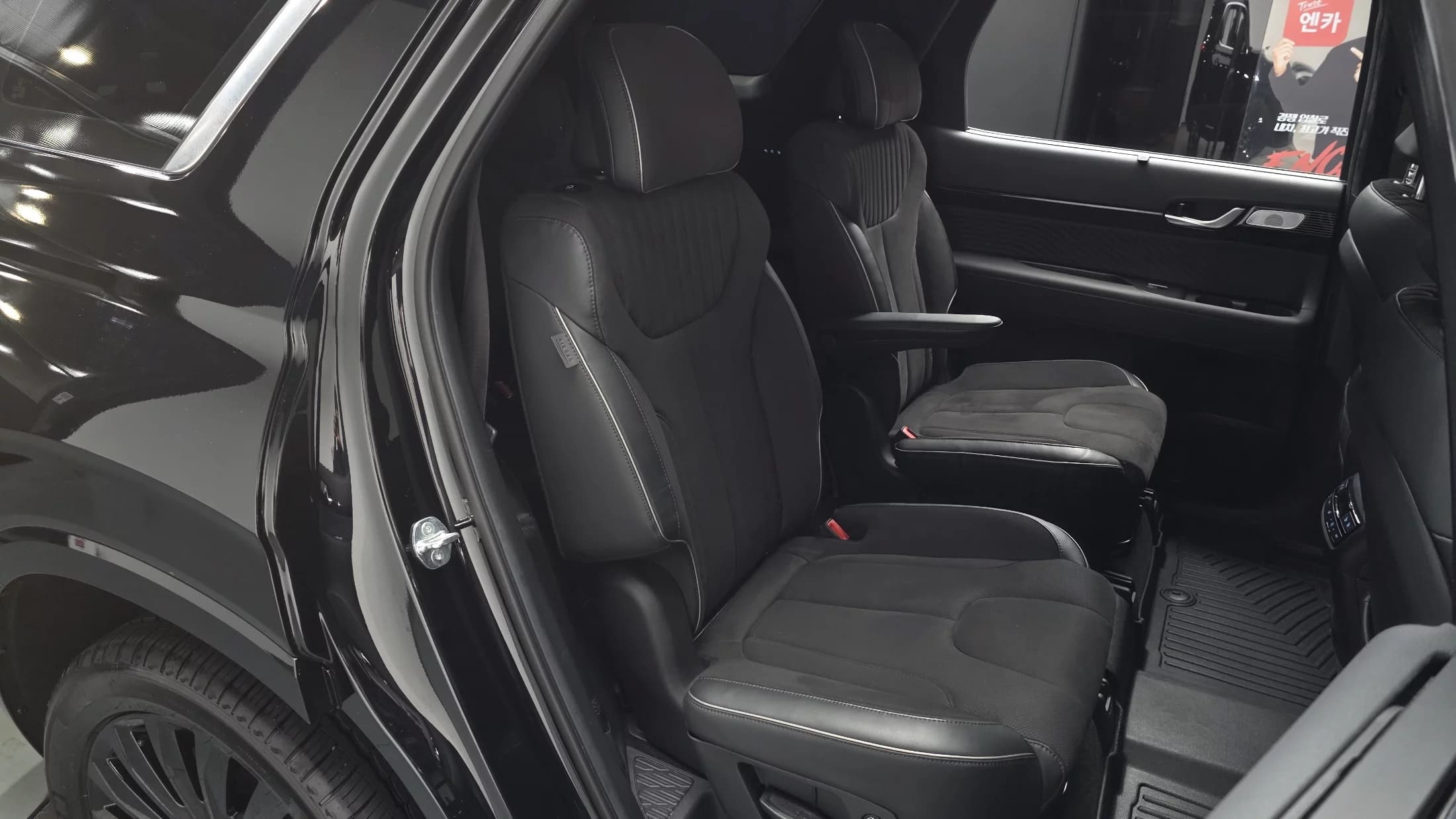Hyundai Palisade Diesel 2.2 4WD Calligraphy Black Edition, 2023 г. 45045 км. — фото 11