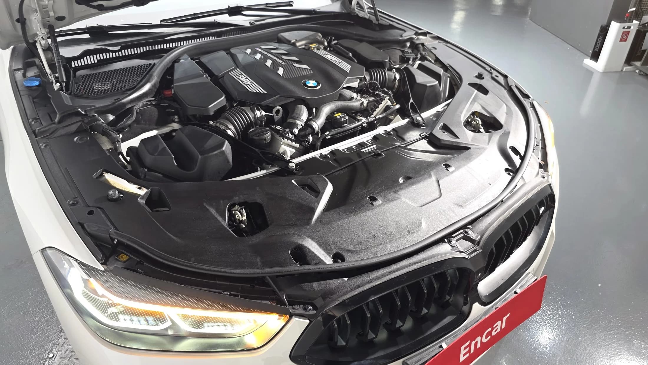 BMW 8-Series M850i xDrive Gran Coupe, 2022 г. 43495 км. — фото 5