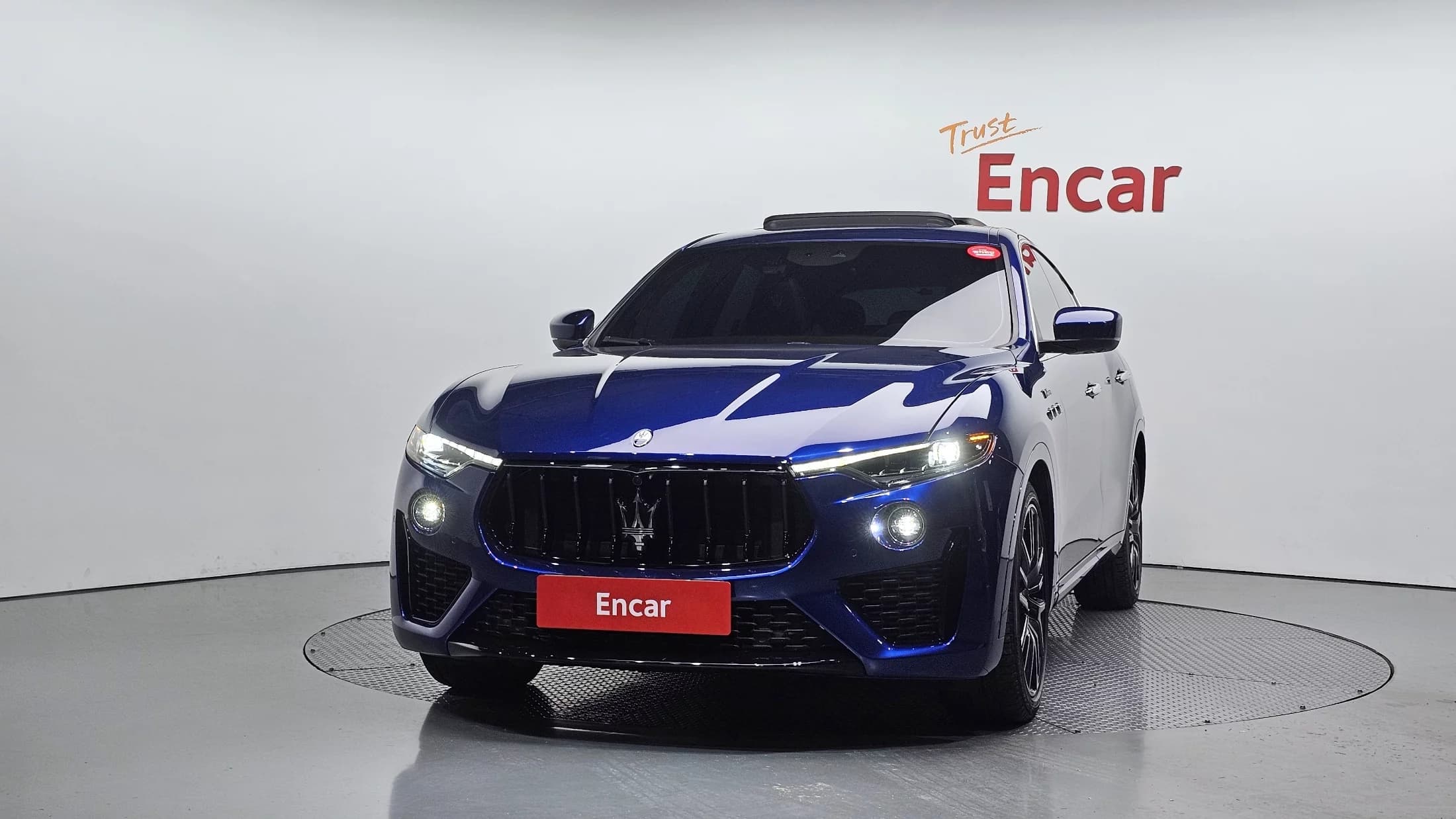 Maserati LEVANTE 3.0 AWD Modena, 2022 г. 28012 км. — фото 3
