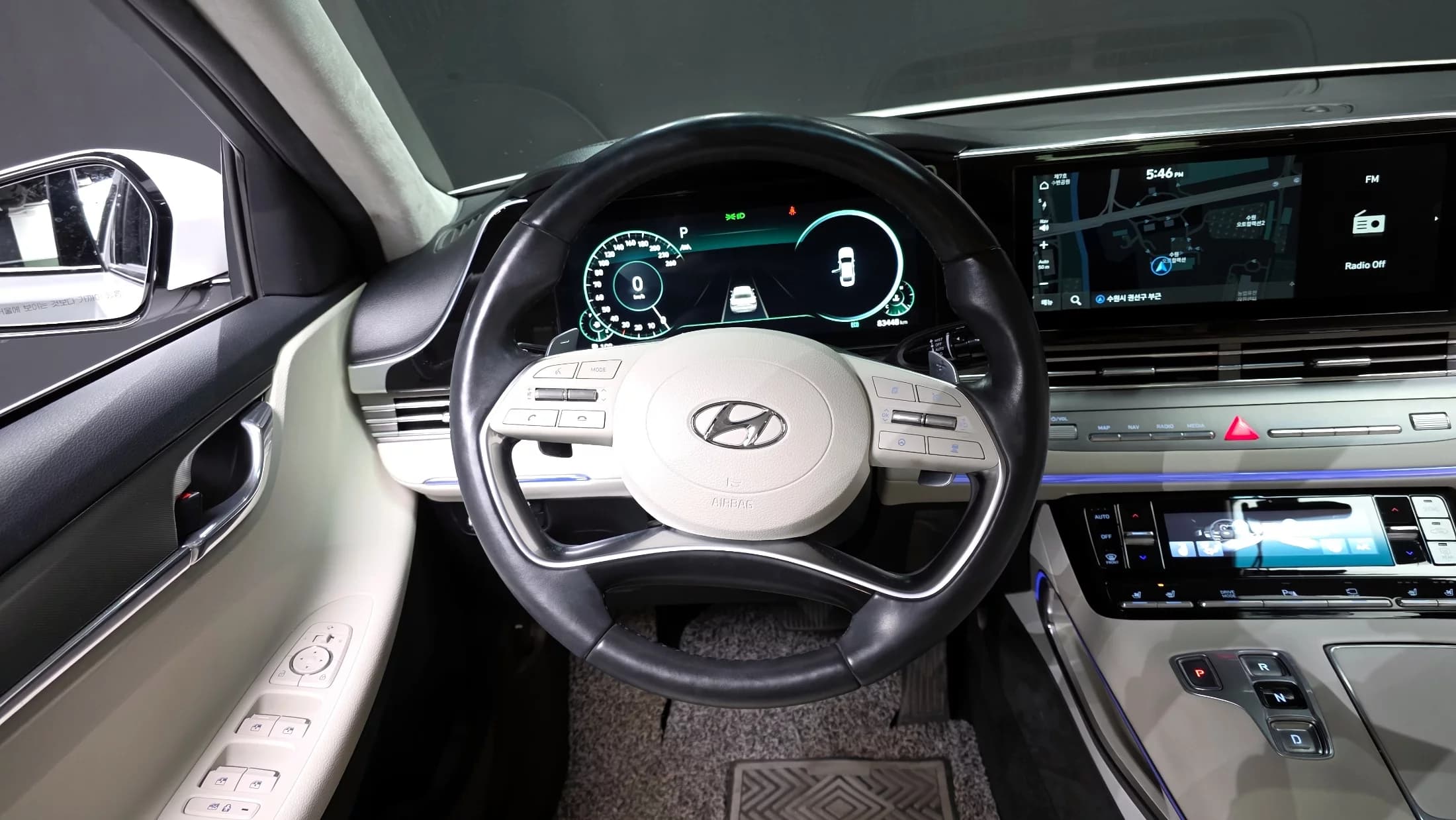 Hyundai Grandeur 2.5 Le Blanc, 2022 г. 83512 км. — фото 13