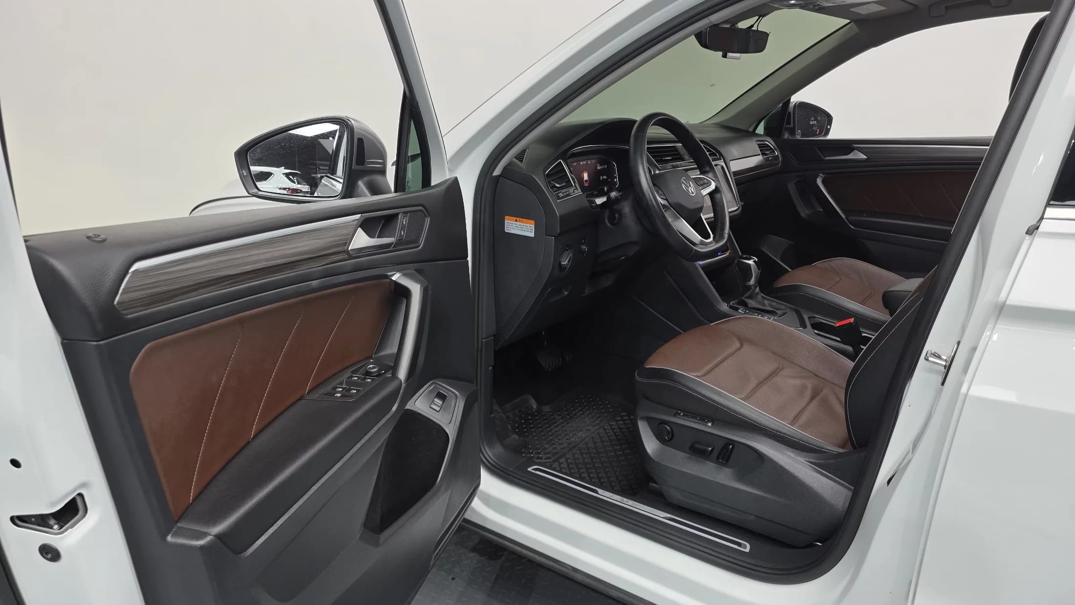 Volkswagen TIGUAN 2.0 TSI Prestige, 2022 г. 25507 км. — фото 11