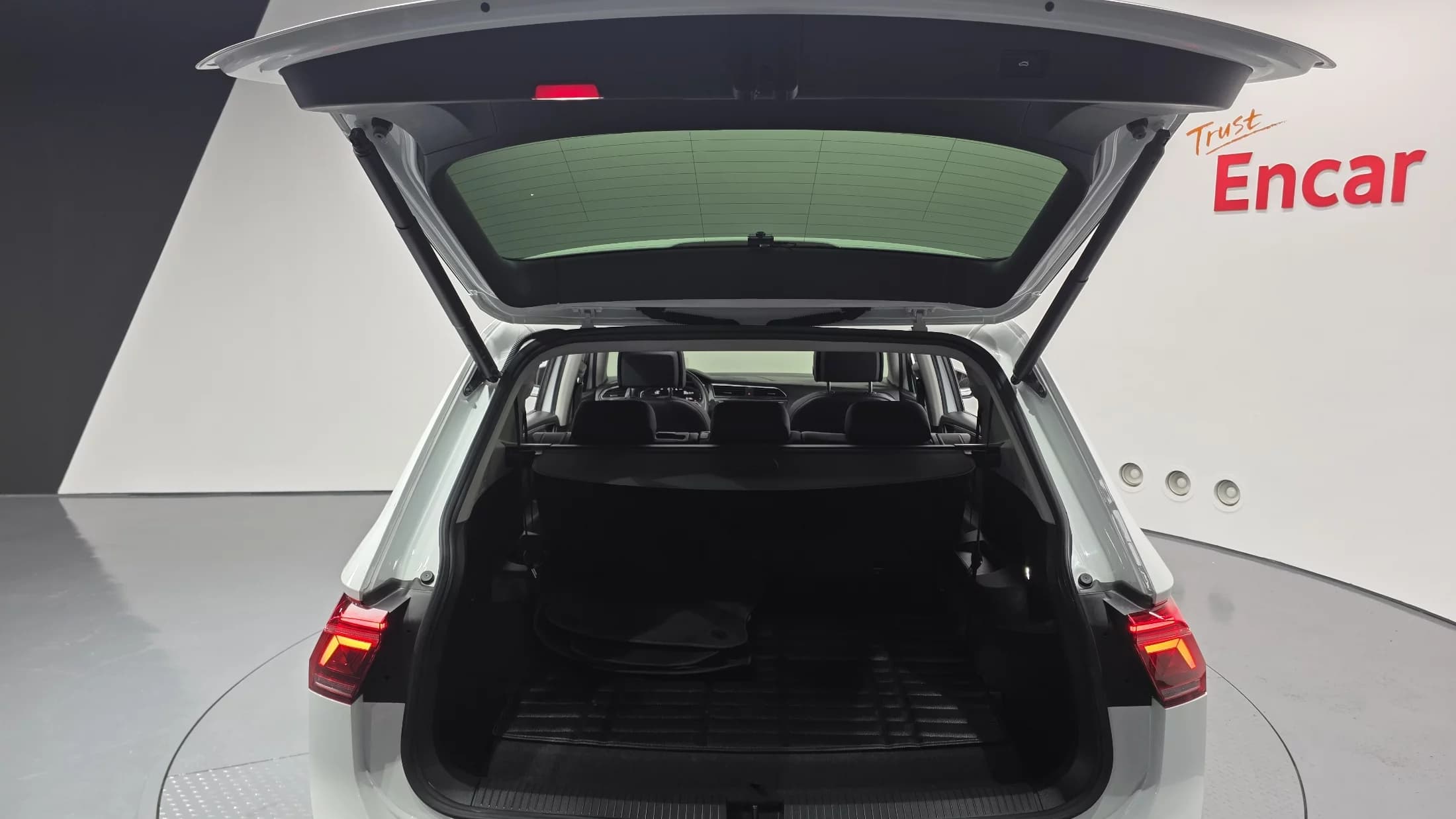 Volkswagen TIGUAN 2.0 TSI Prestige, 2022 г. 25507 км. — фото 20
