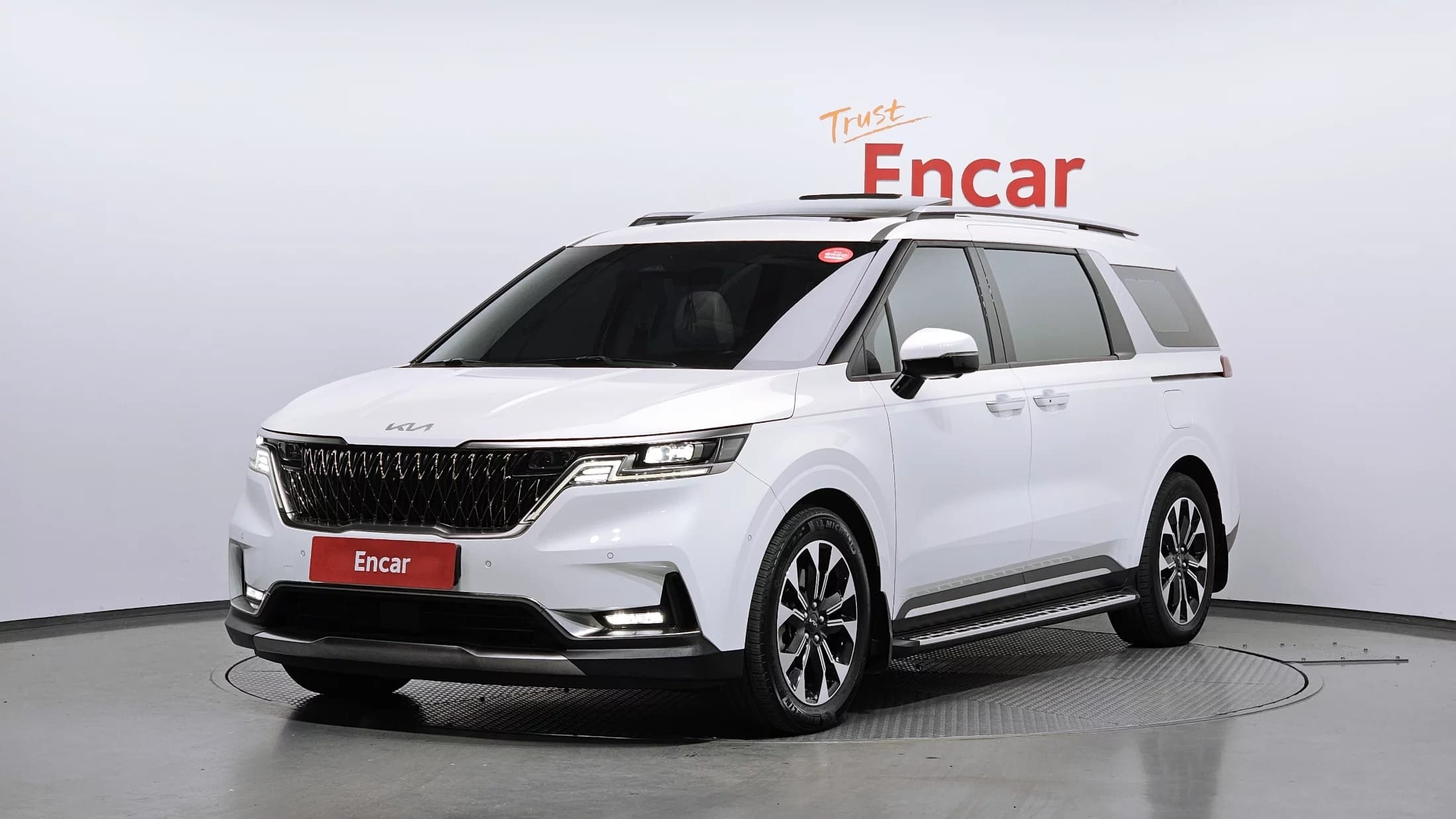 Kia Carnival 9-Seater Signature, 2022 г. 73652 км.