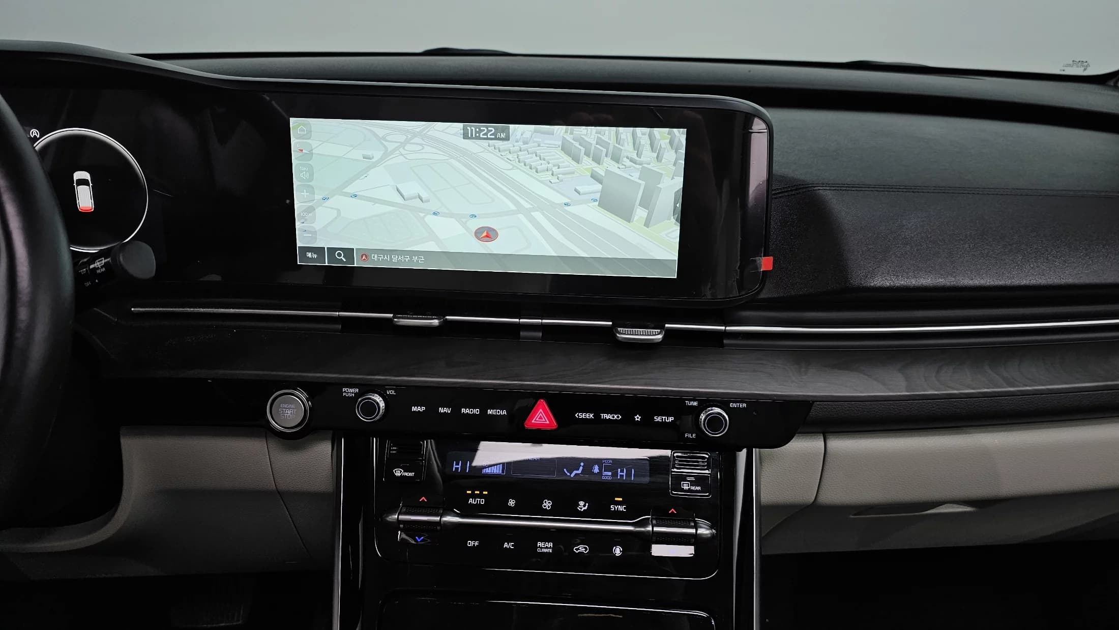 Kia Carnival 9-Seater Signature, 2022 г. 73652 км. — фото 14