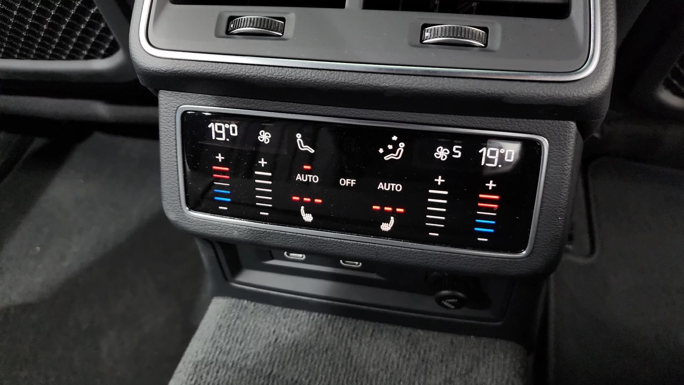 Audi A6 40 TDI Premium, 2023 г. 33993 км. — фото 18