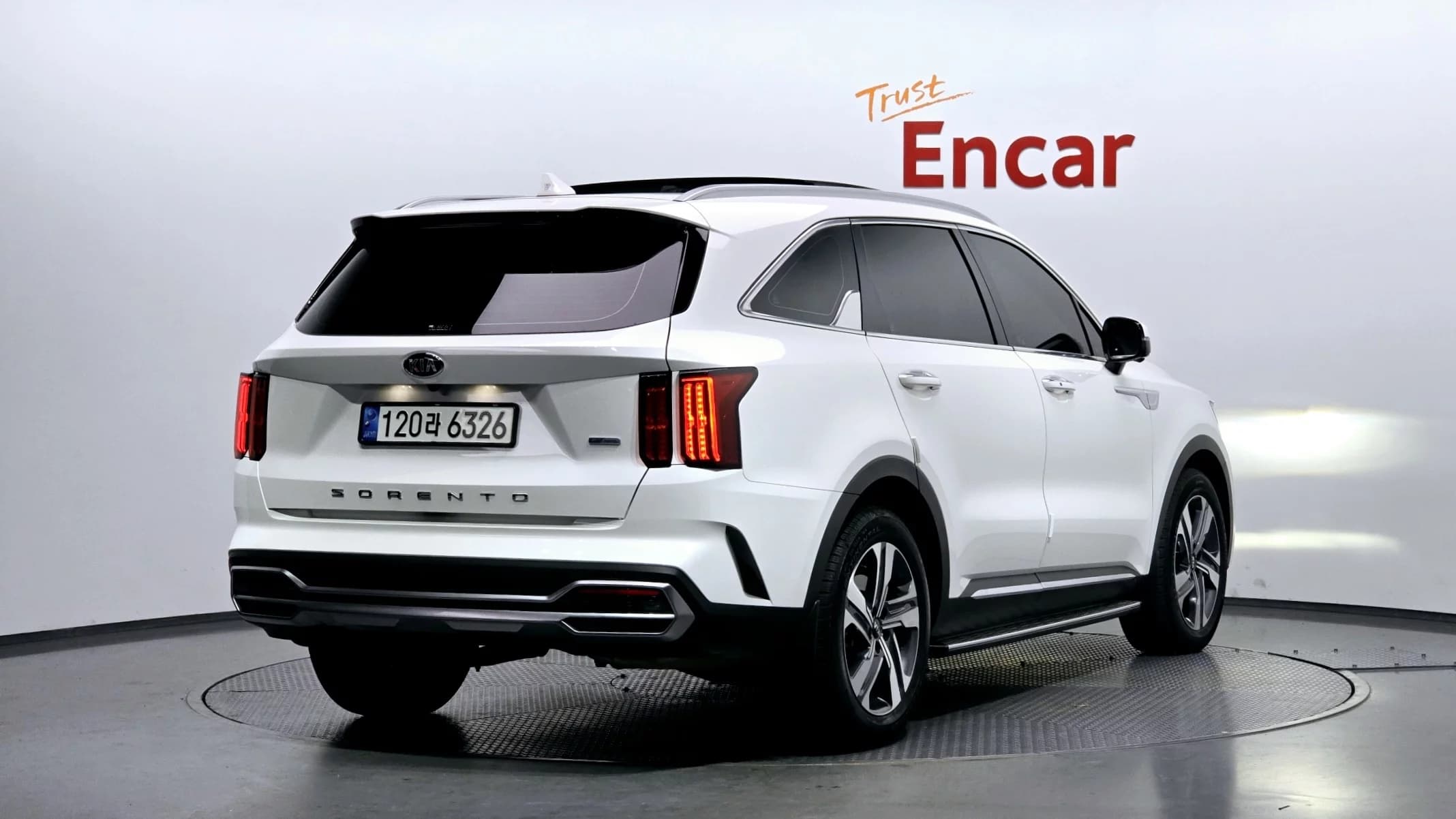 Kia Sorento HEV 1.6 2WD Signature, гибрид, 2021 г. 28419 км. — фото 2