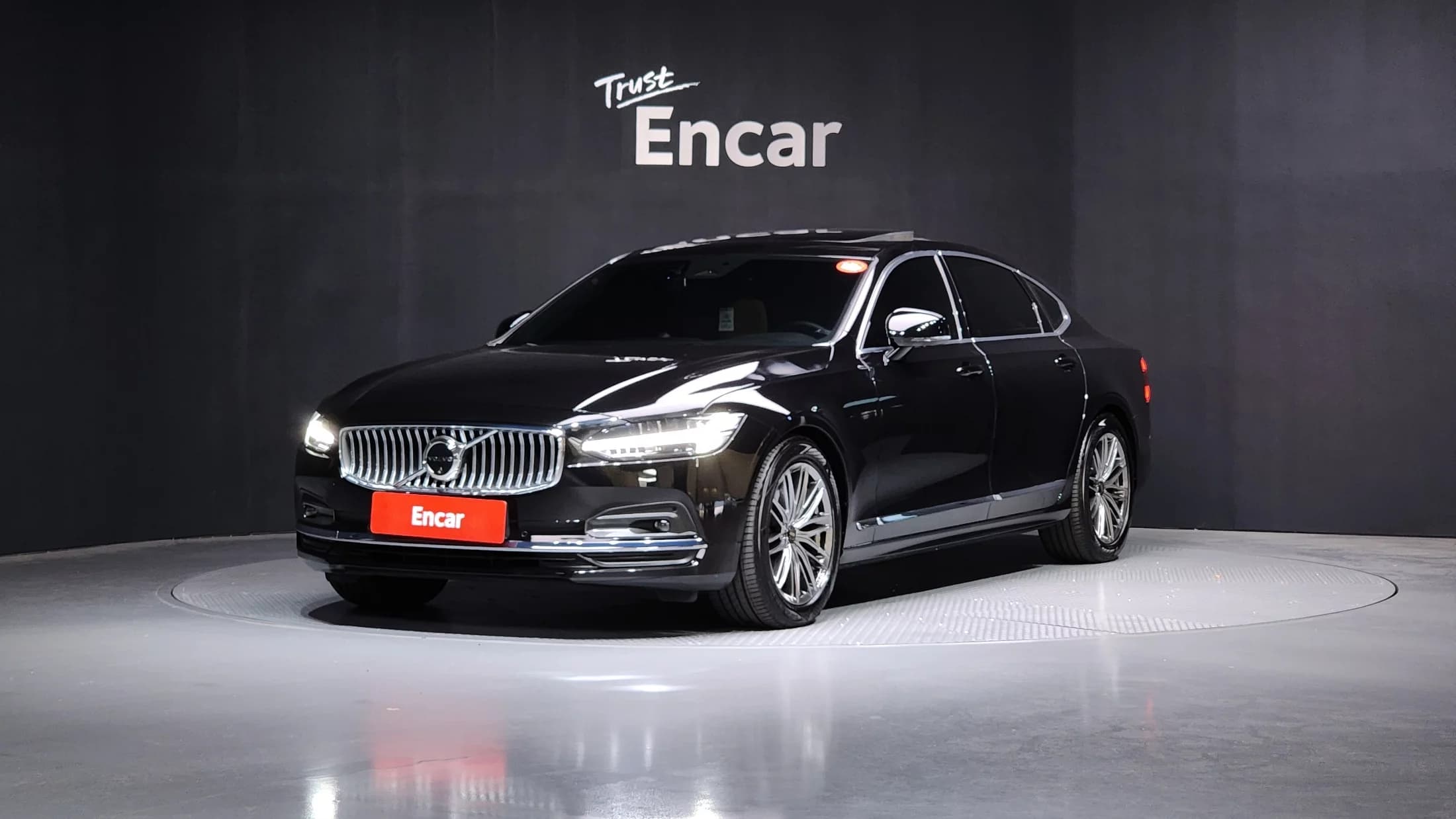 Volvo S90 B6 AWD Ultimate Bright, 2024 г. 13024 км.
