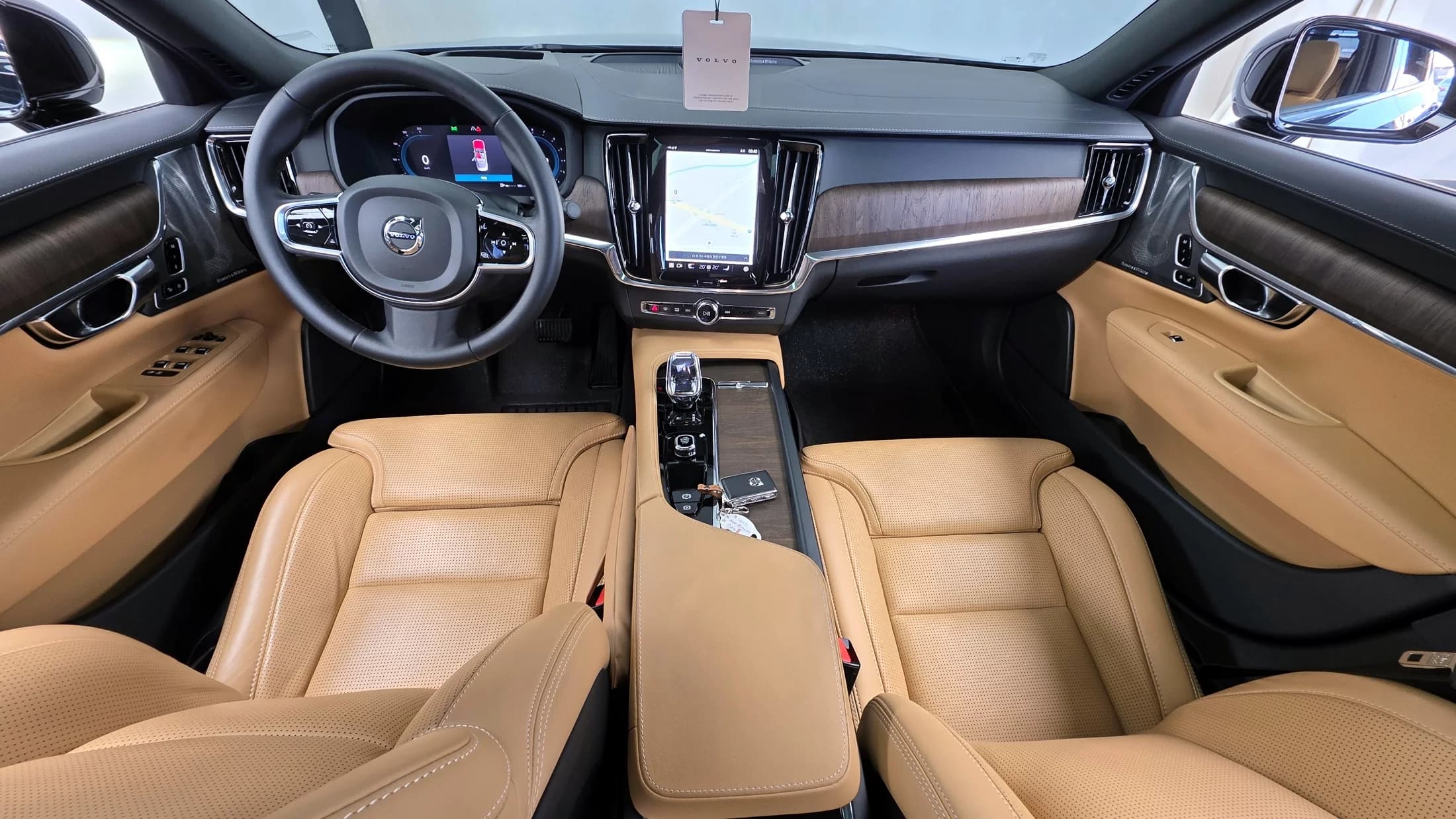 Volvo S90 B6 AWD Ultimate Bright, 2024 г. 13024 км. — фото 7
