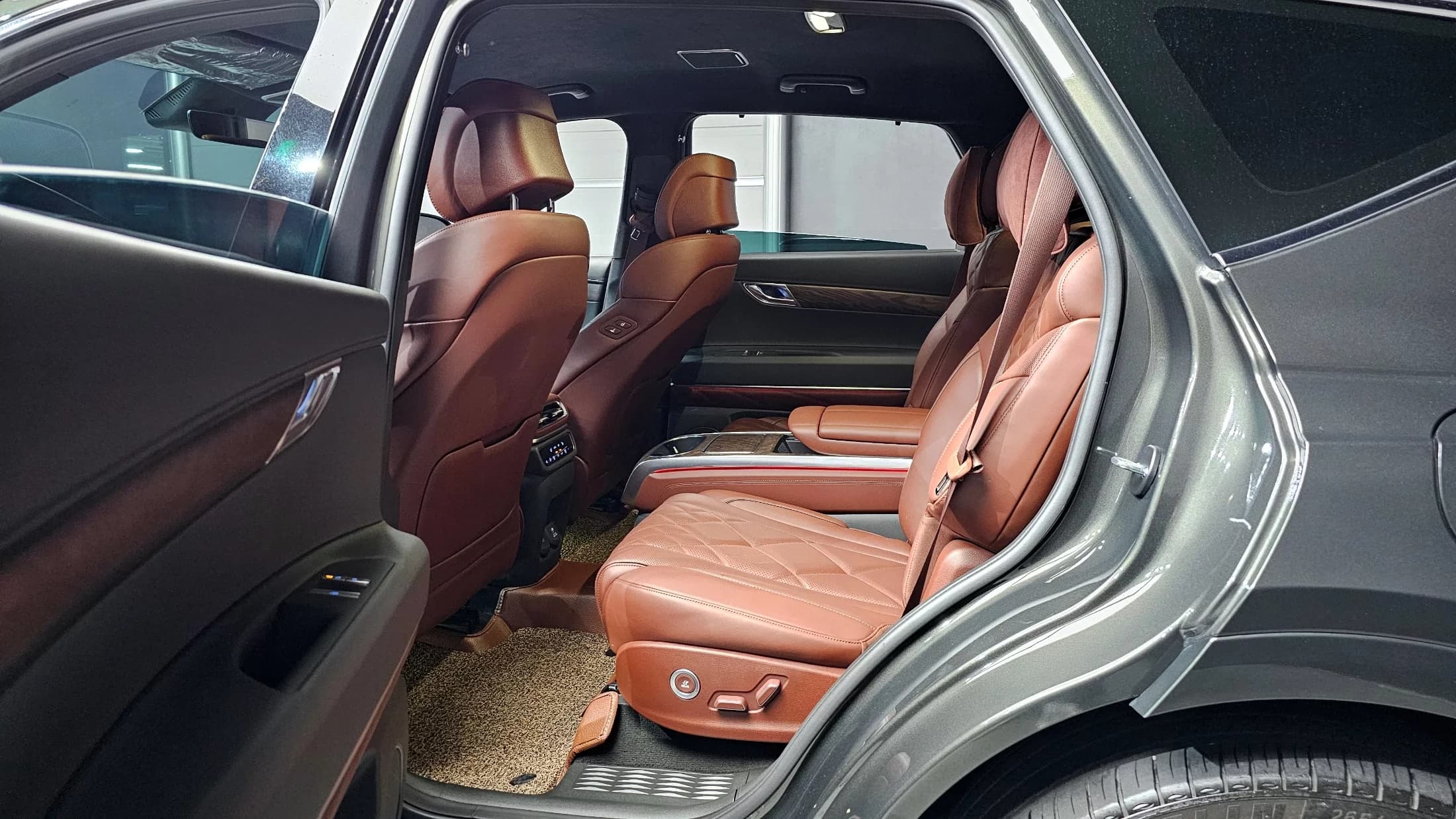 Genesis GV80 2.5T Gasoline AWD, 2024 г. 39499 км. — фото 12