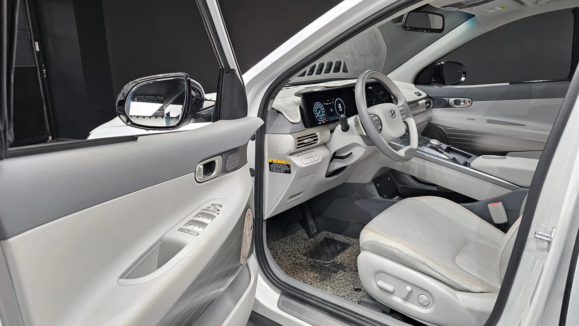 Hyundai Nexo Premium, 2022 г. 83373 км. — фото 11