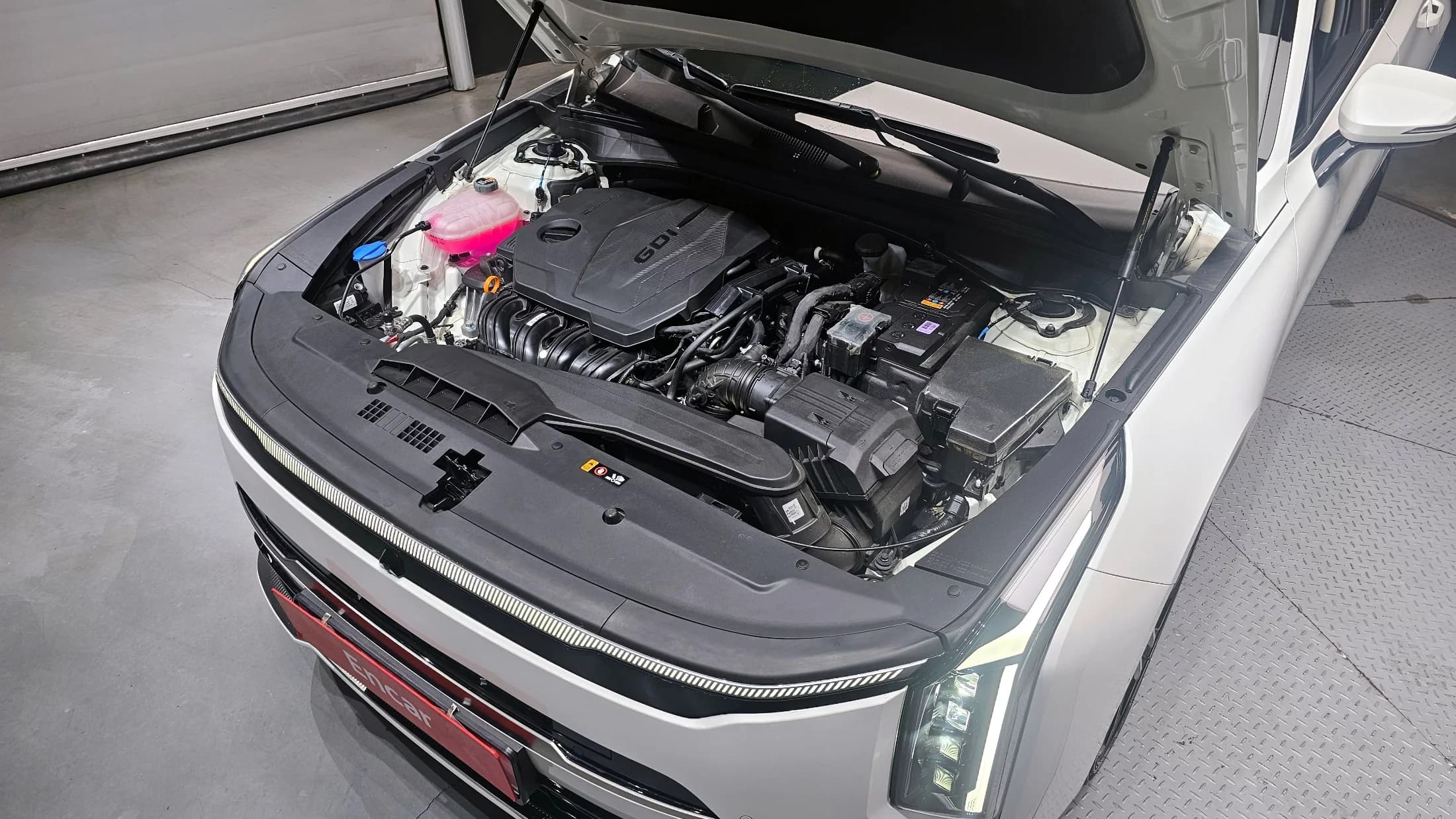 Kia K8 2.5 Gasoline 2WD Noblesse, 2024 г. 7812 км. — фото 6