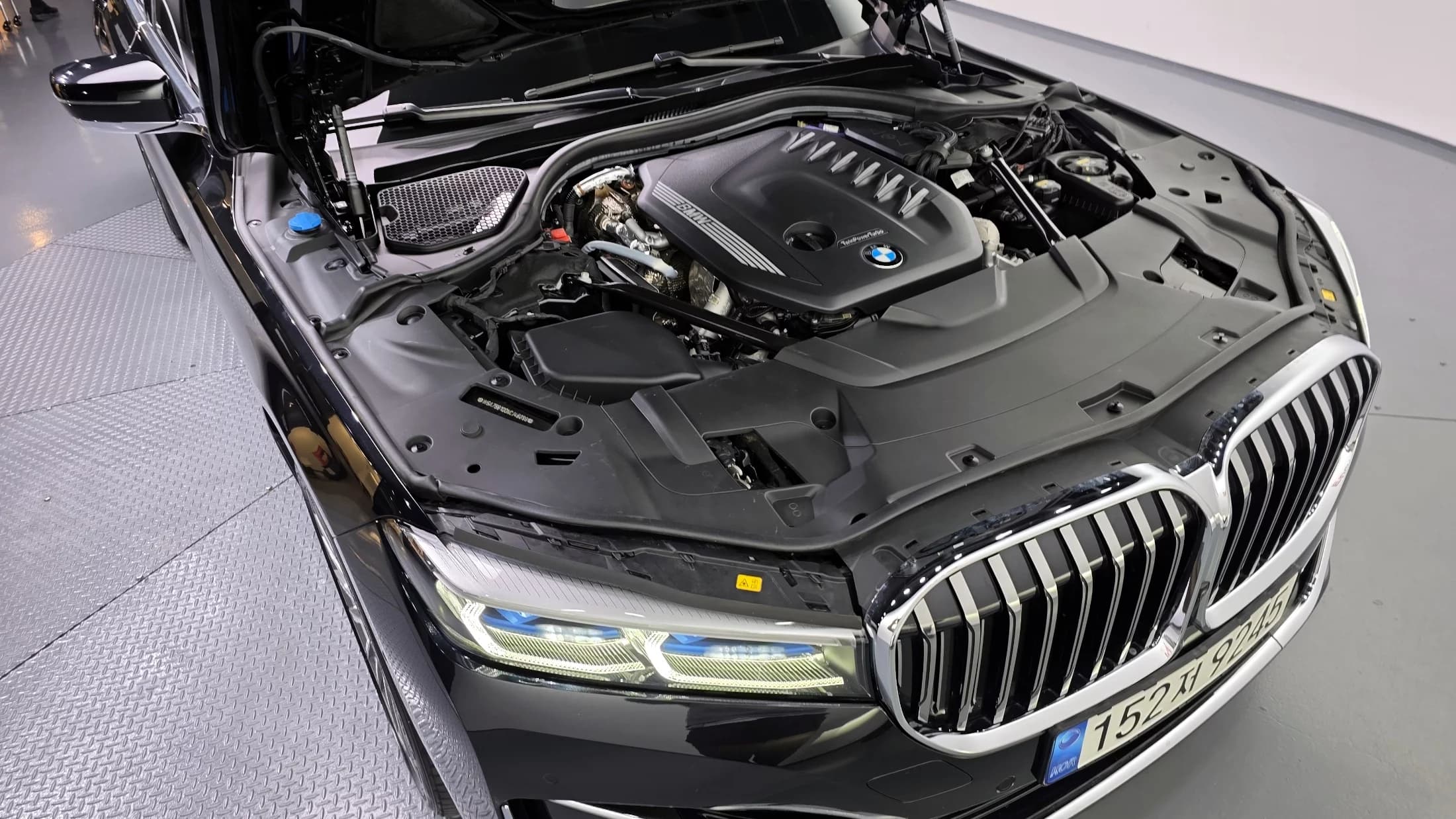 BMW 7-Series 730d xDrive Design Pure Excellence, 2022 г. 49434 км. — фото 6