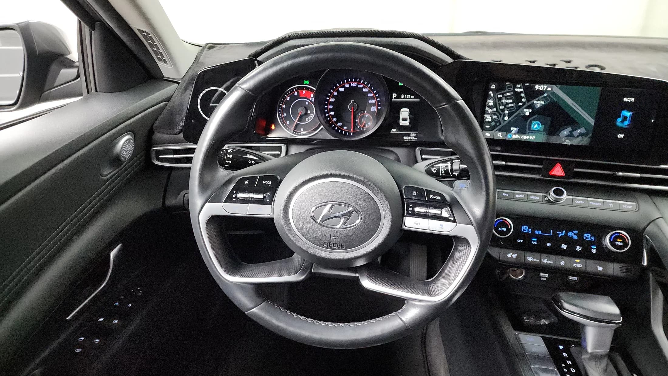 Hyundai AVANTE (Хендай Элантра) 1.6 Modern, 2022 г. 132590 км. — фото 13