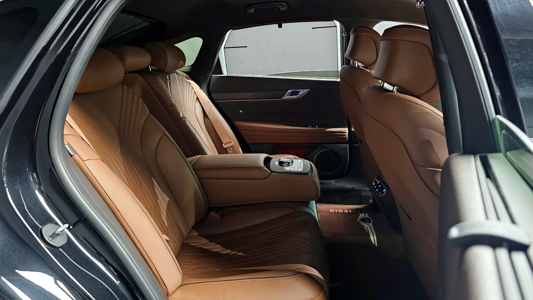 Genesis G80 Gasoline 2.5 Turbo AWD, 2023 г. 45935 км. — фото 12