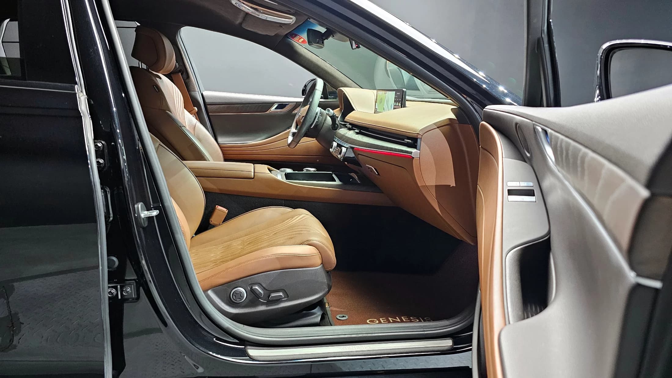 Genesis G80 Gasoline 2.5 Turbo AWD, 2023 г. 45935 км. — фото 10