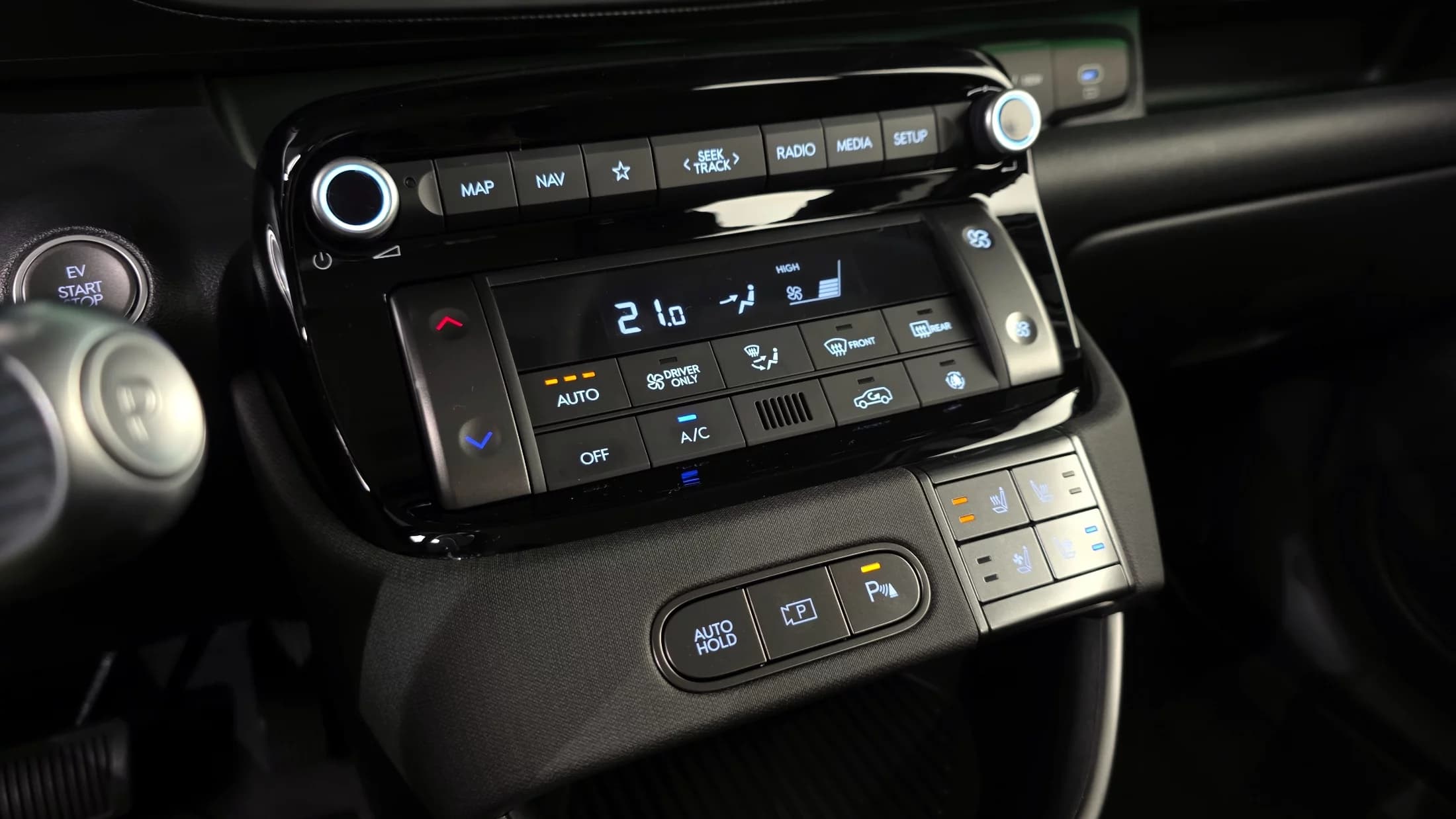Hyundai Casper Electric Cross, электромобиль, 2025 г. 6294 км. — фото 16