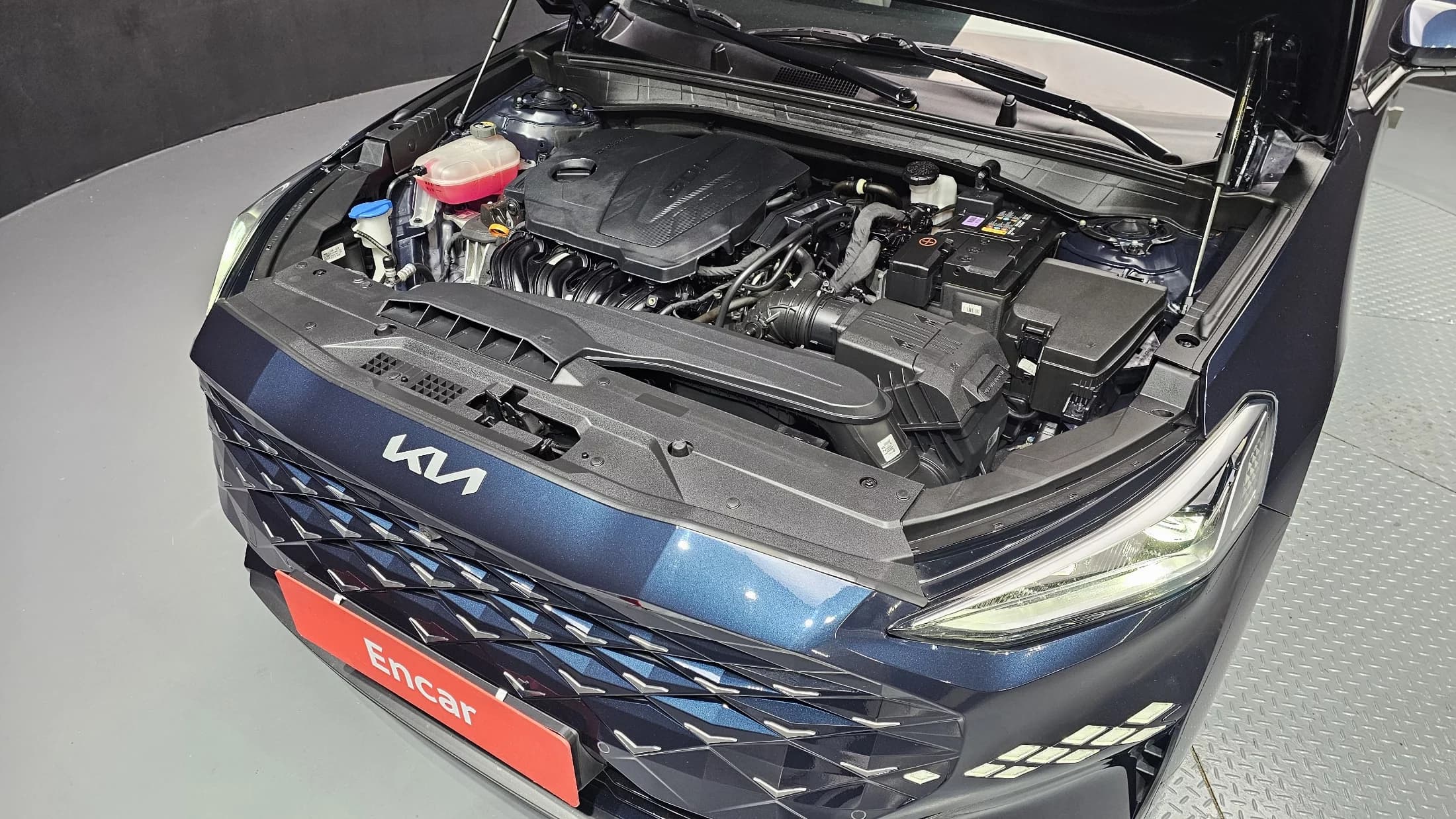 Kia K8 2.5 Gasoline 2WD Signature, 2021 г. 79221 км. — фото 6