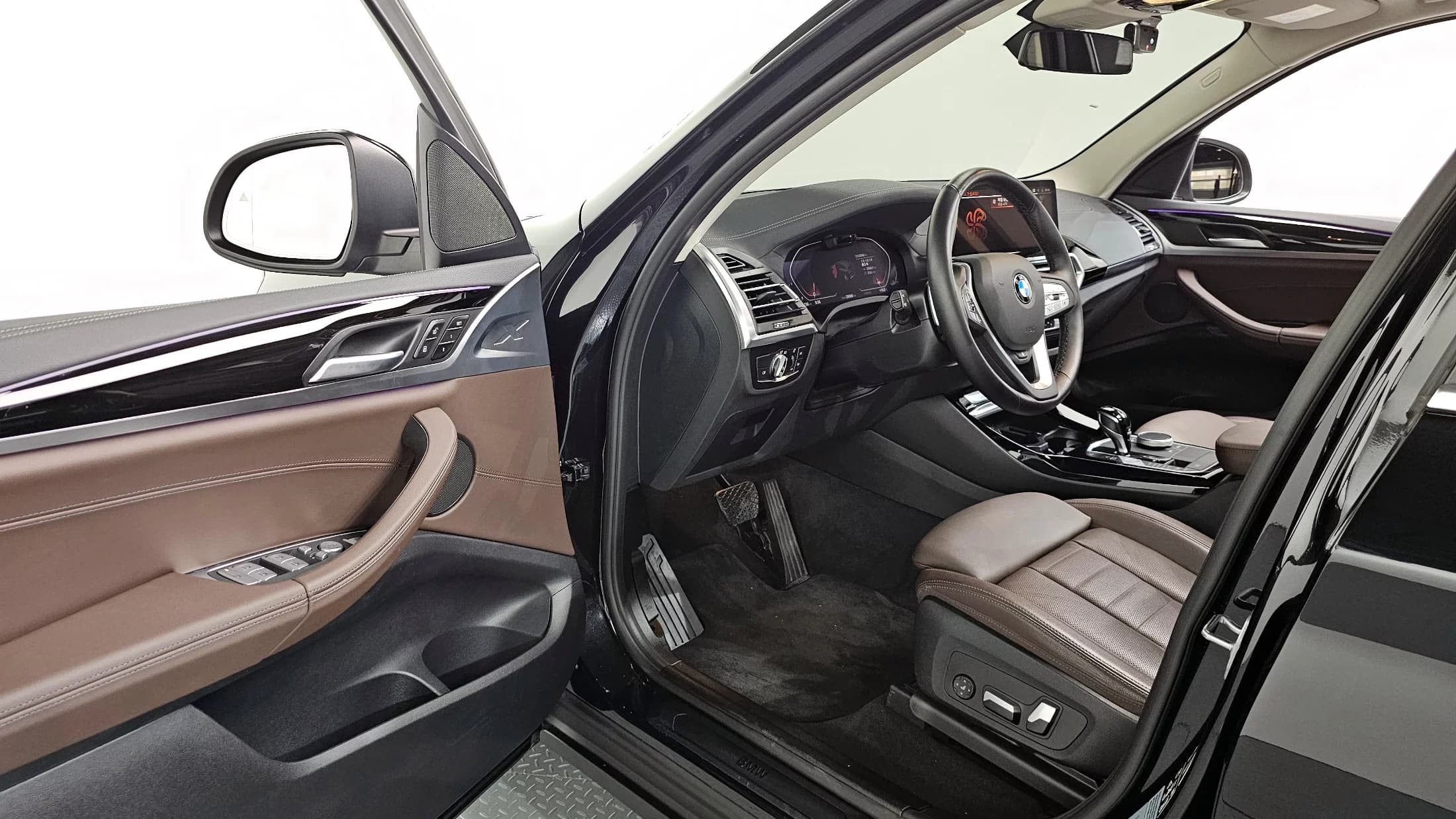 BMW X3 xDrive 20i, 2022 г. 29669 км. — фото 11