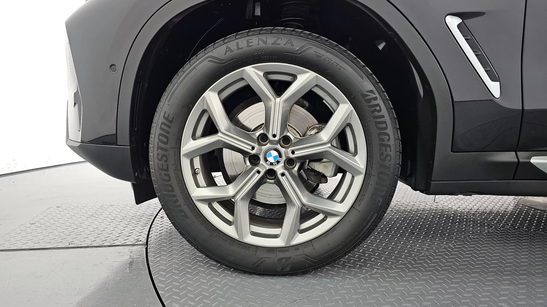 BMW X3 xDrive 20i, 2022 г. 29669 км. — фото 5